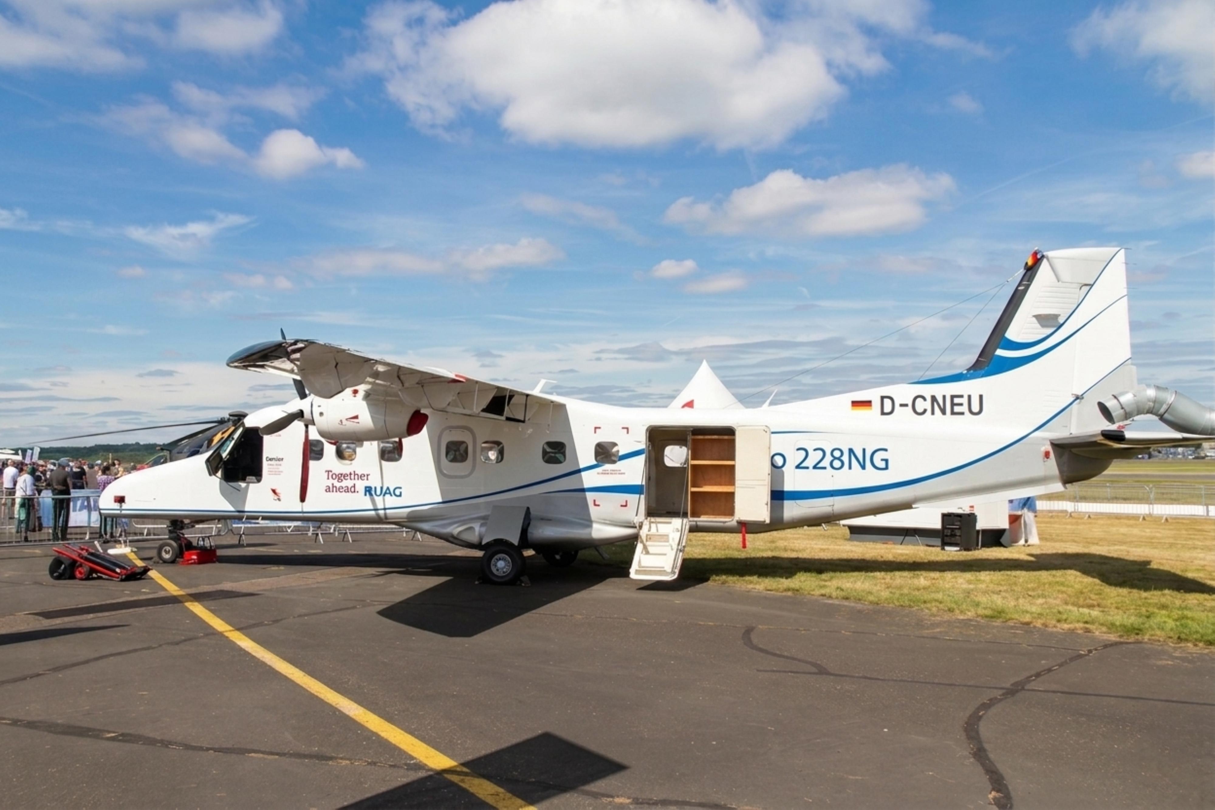 D-CNEU photo, click to enlarge