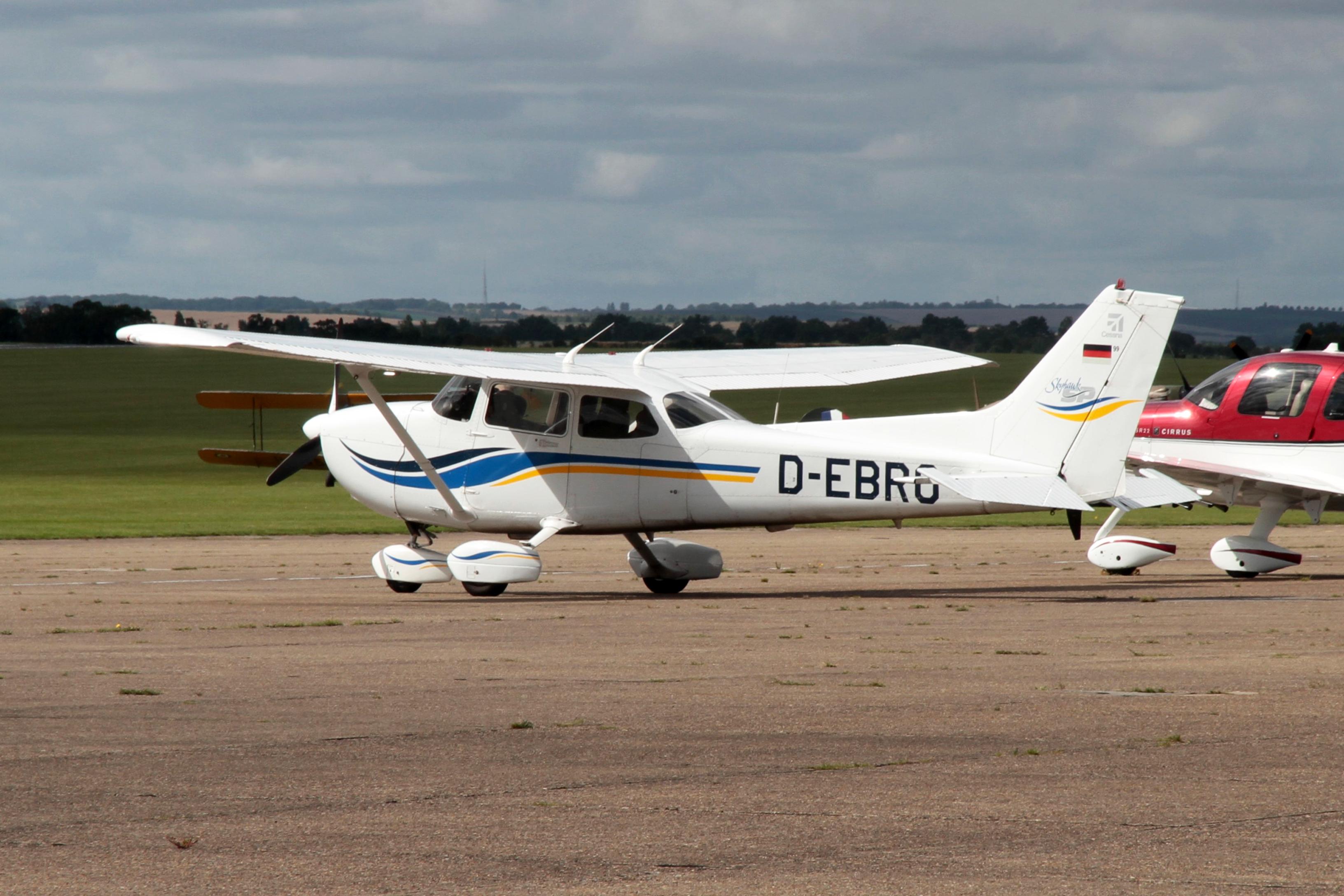 D-EBRO photo, click to enlarge