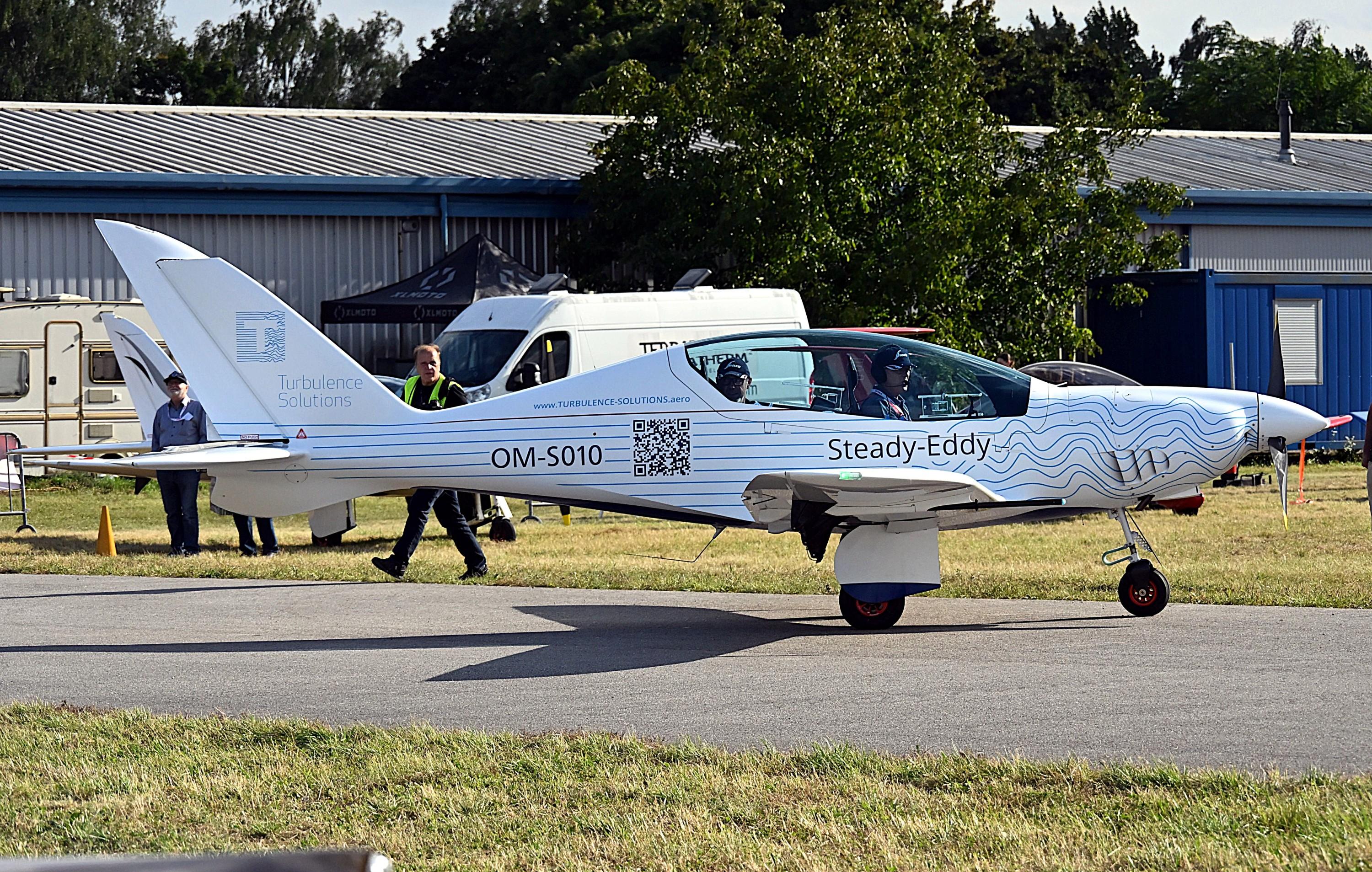 OM-S010 @ LOLW - Turbulence Solutions offers special sensors to cancel turbulences at general aviation aircrafts. This Shark serves as a demonstrator, as seen at the Rotax Days at Wels, Austria - by ReinhardJost