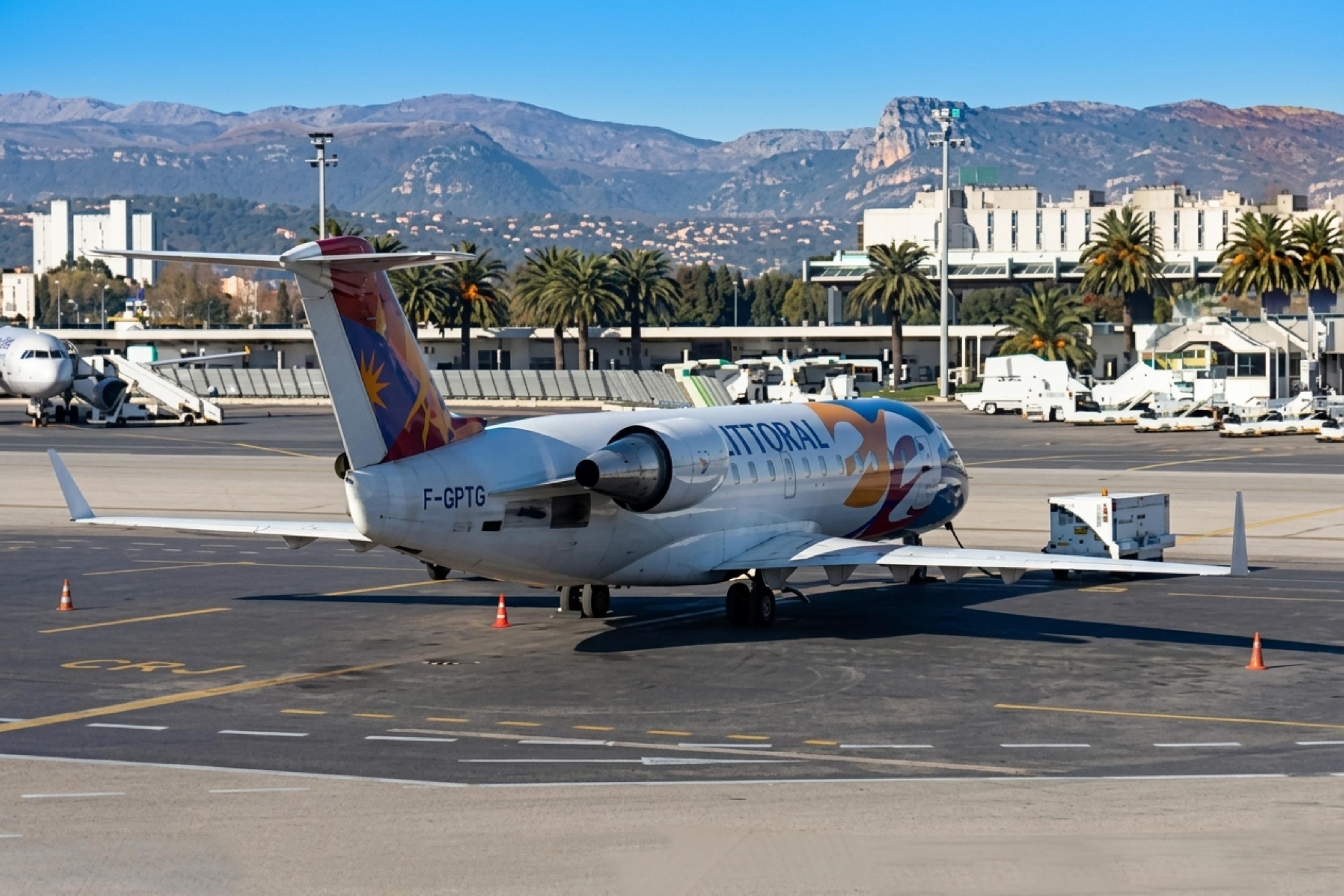 F-GPTG @ NCE - F-GPTG 1998 CRJ200 Air Littoral NCE  - by PhilR