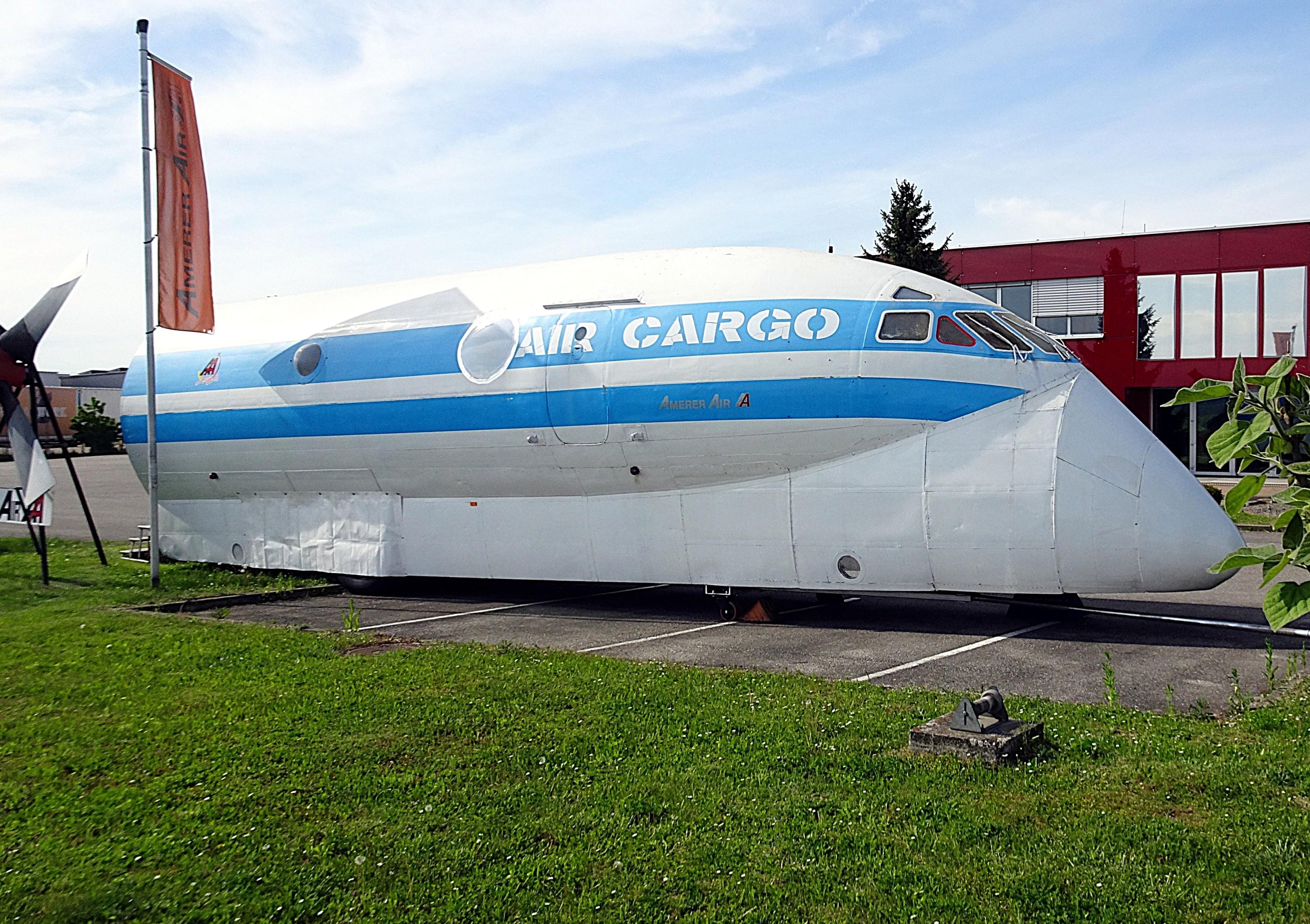 G-ALYW photo, click to enlarge