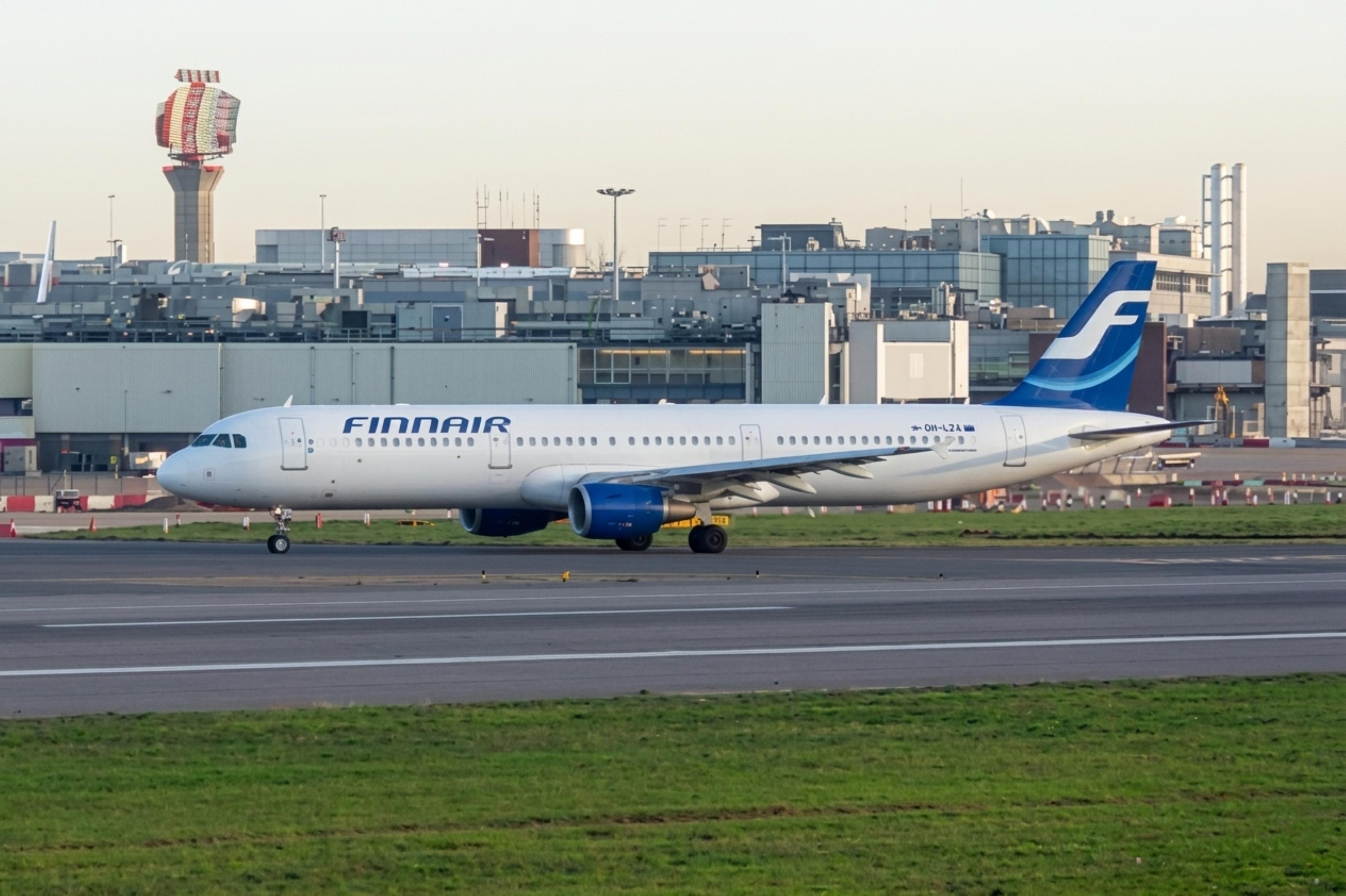 OH-LZA @ EGLL - OH-LZA 1999 Airbus A321-212 Finnair LHR - by PhilR