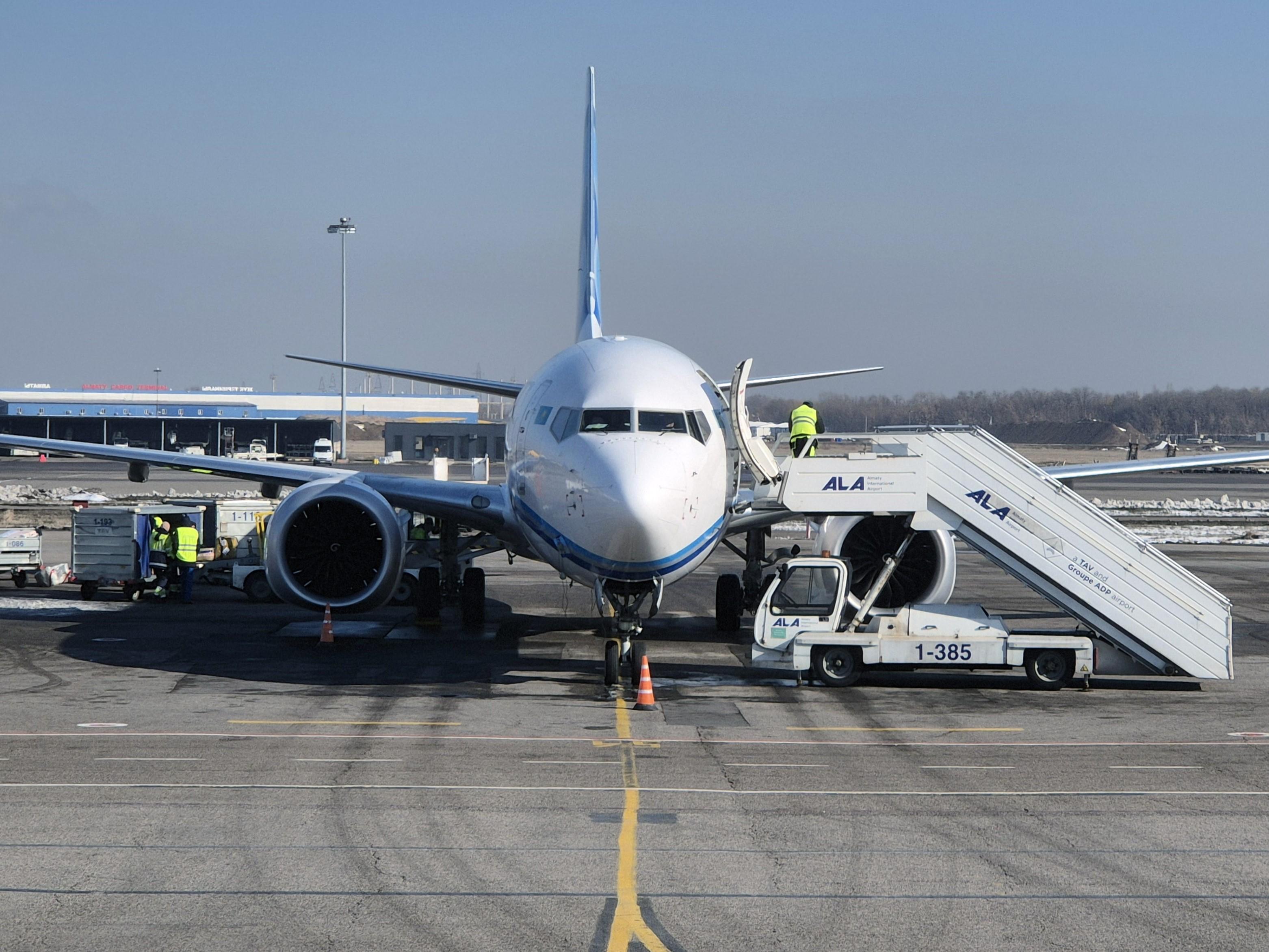 UP-B3737 photo, click to enlarge