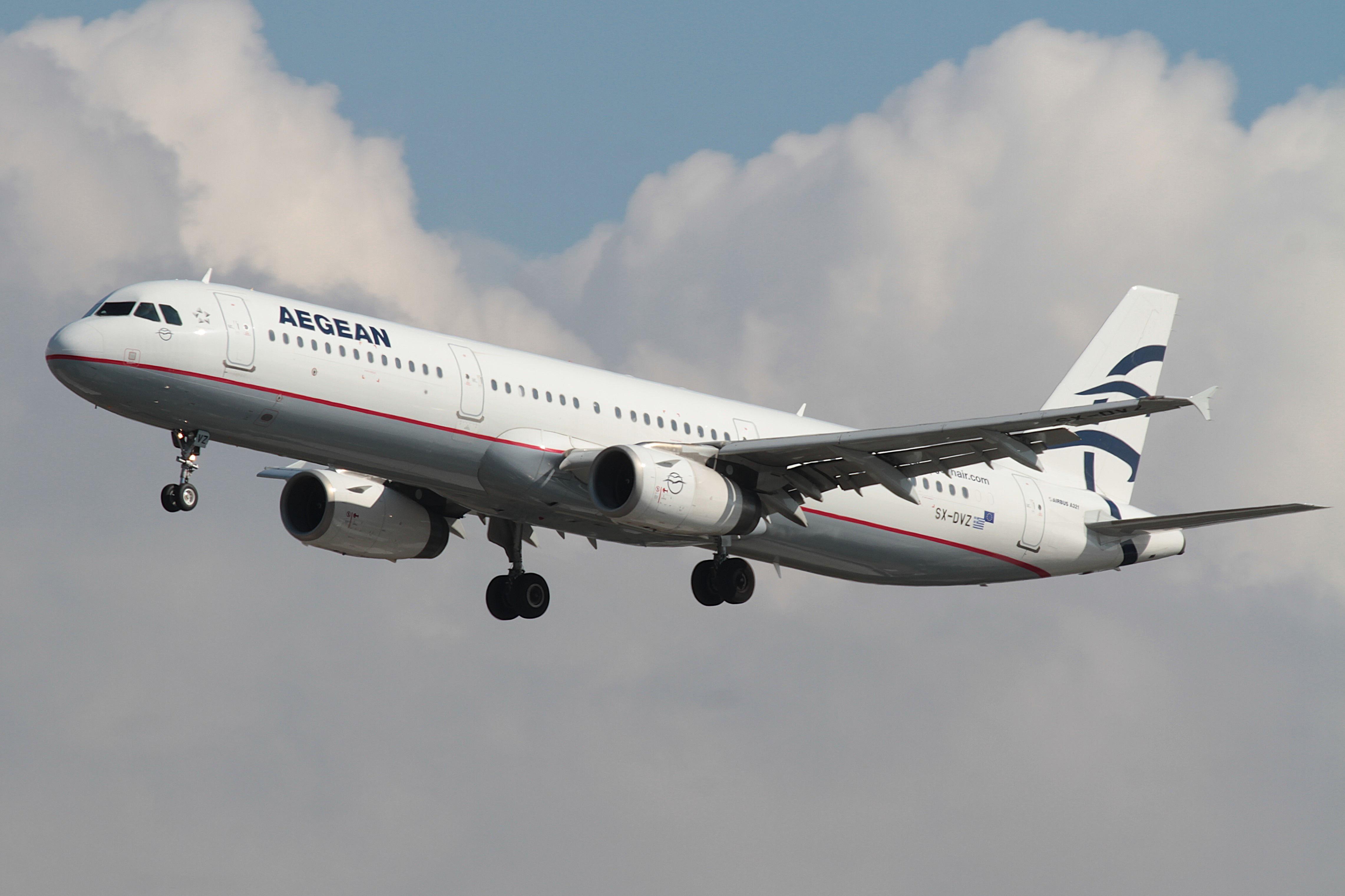 SX-DVZ @ EGLL - SX-DVZ 2009 Airbus A321-200 Bedfont 
 - by PhilR