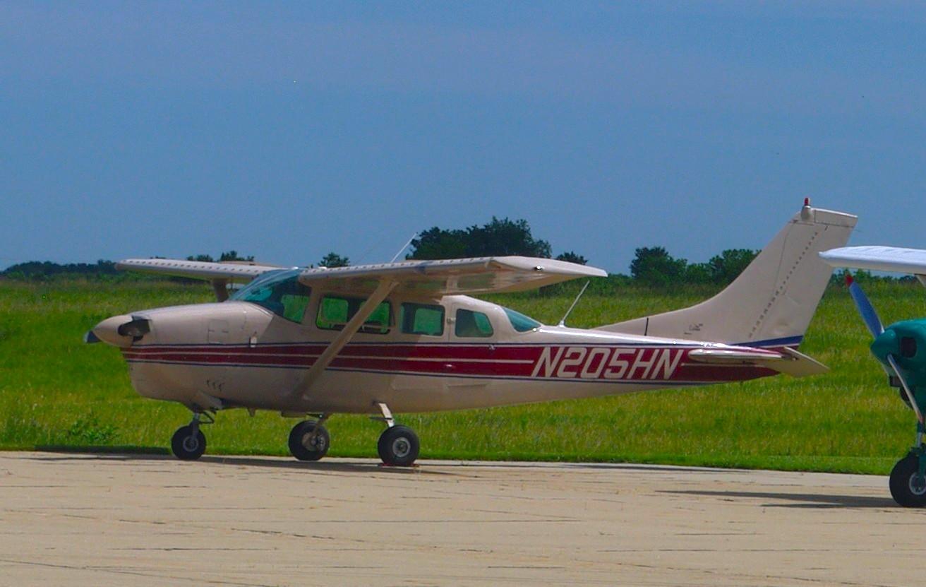 N205HN photo, click to enlarge