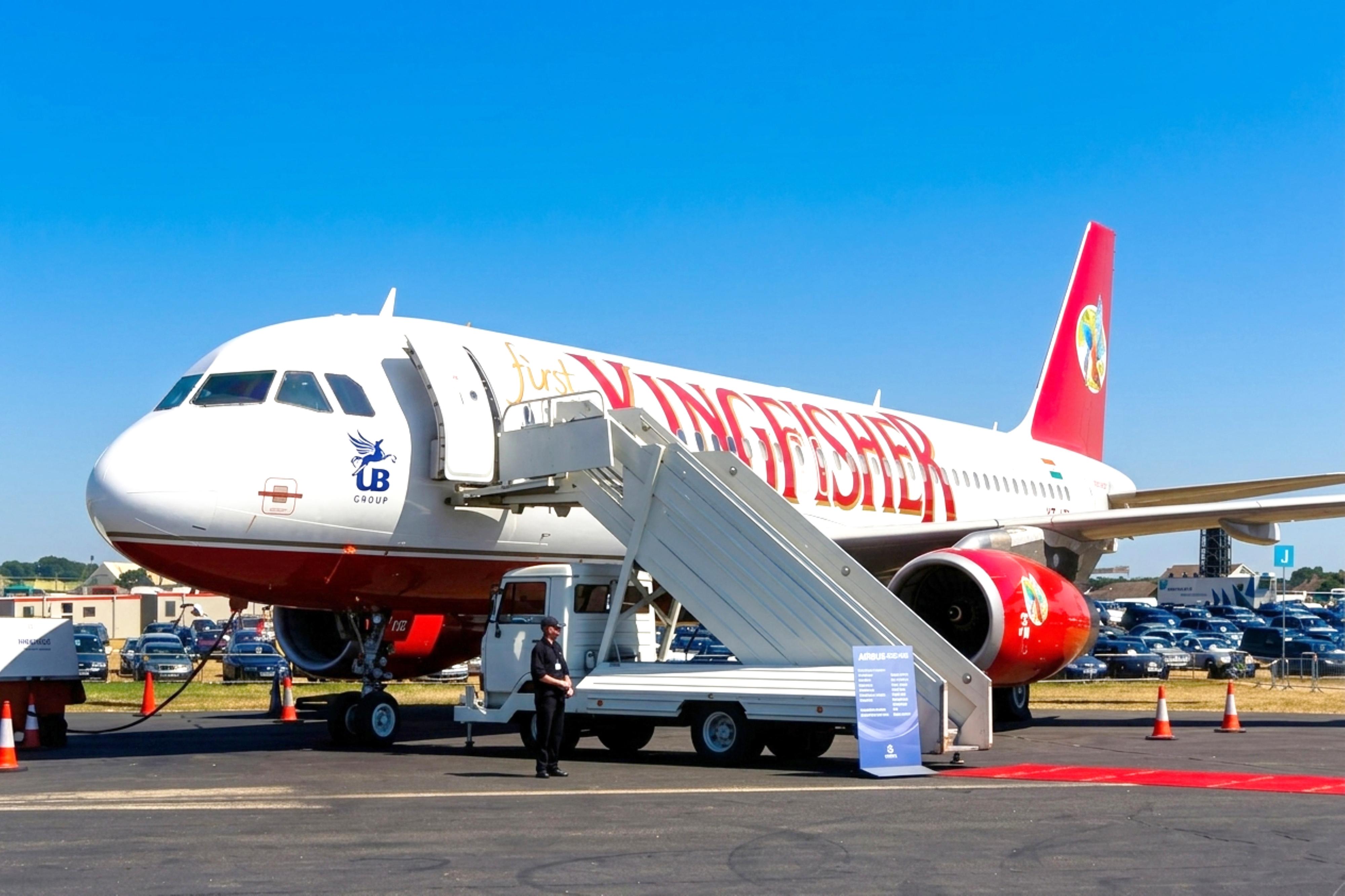 VT-KFL @ EGLF - VT-KFL 2006 A320-200 Kingfisher SBAC
 - by PhilR