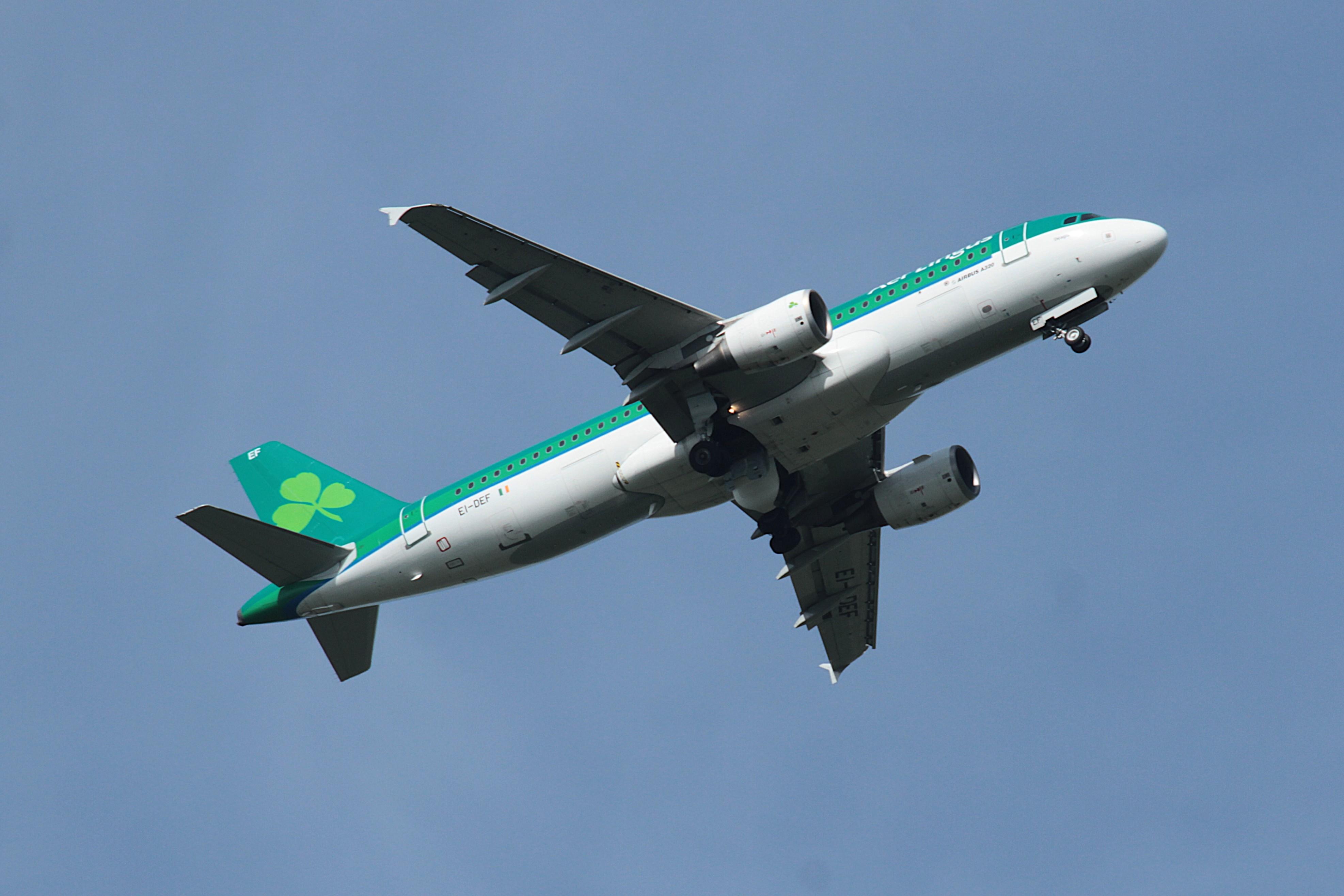 EI-DEF @ EGKK - EI-DEF 2004 A320-200 Aer Lingus Kingsfold Rally  - by PhilR