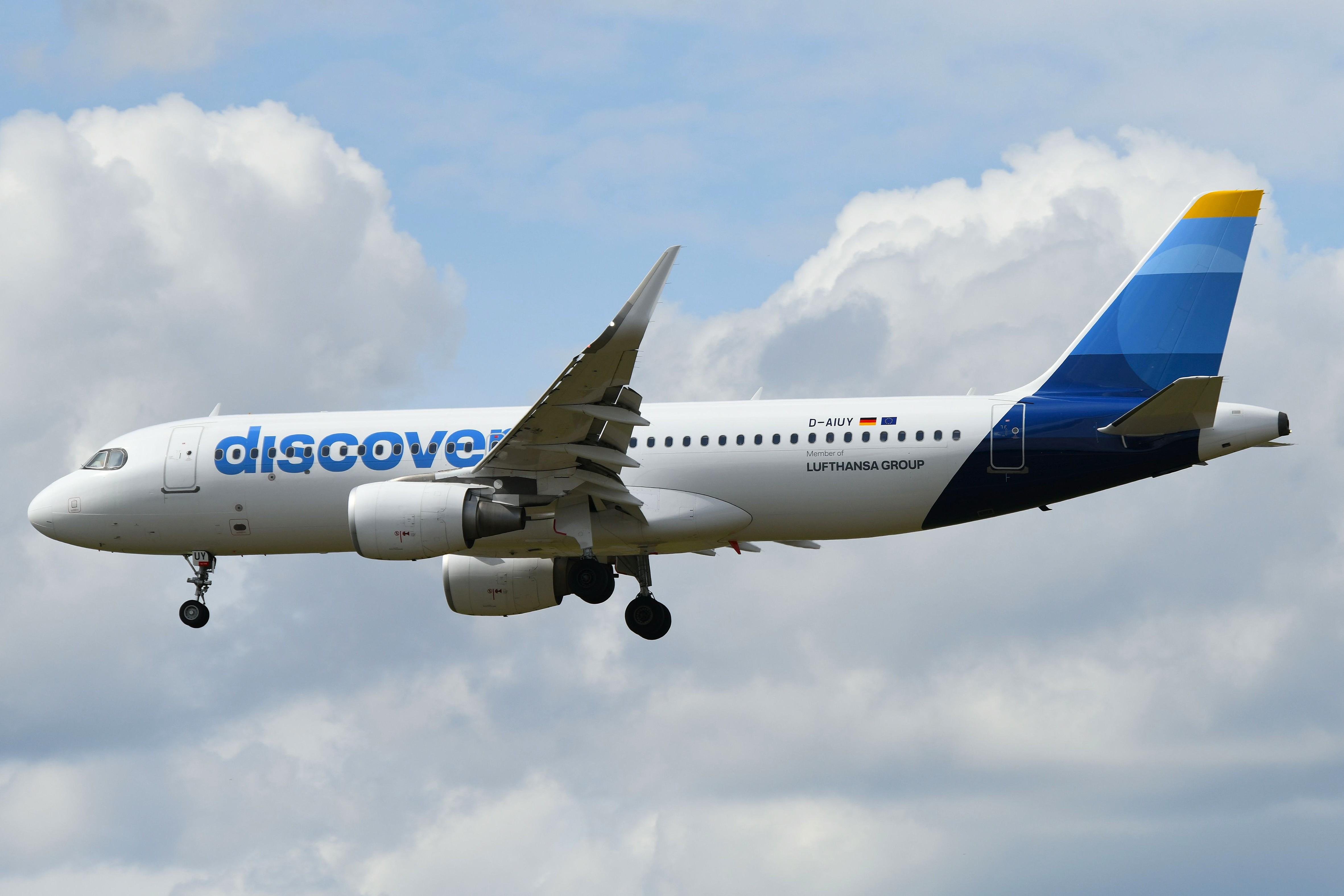 D-AIUY @ EDDF - Arrival of Discover A320 - by FerryPNL
