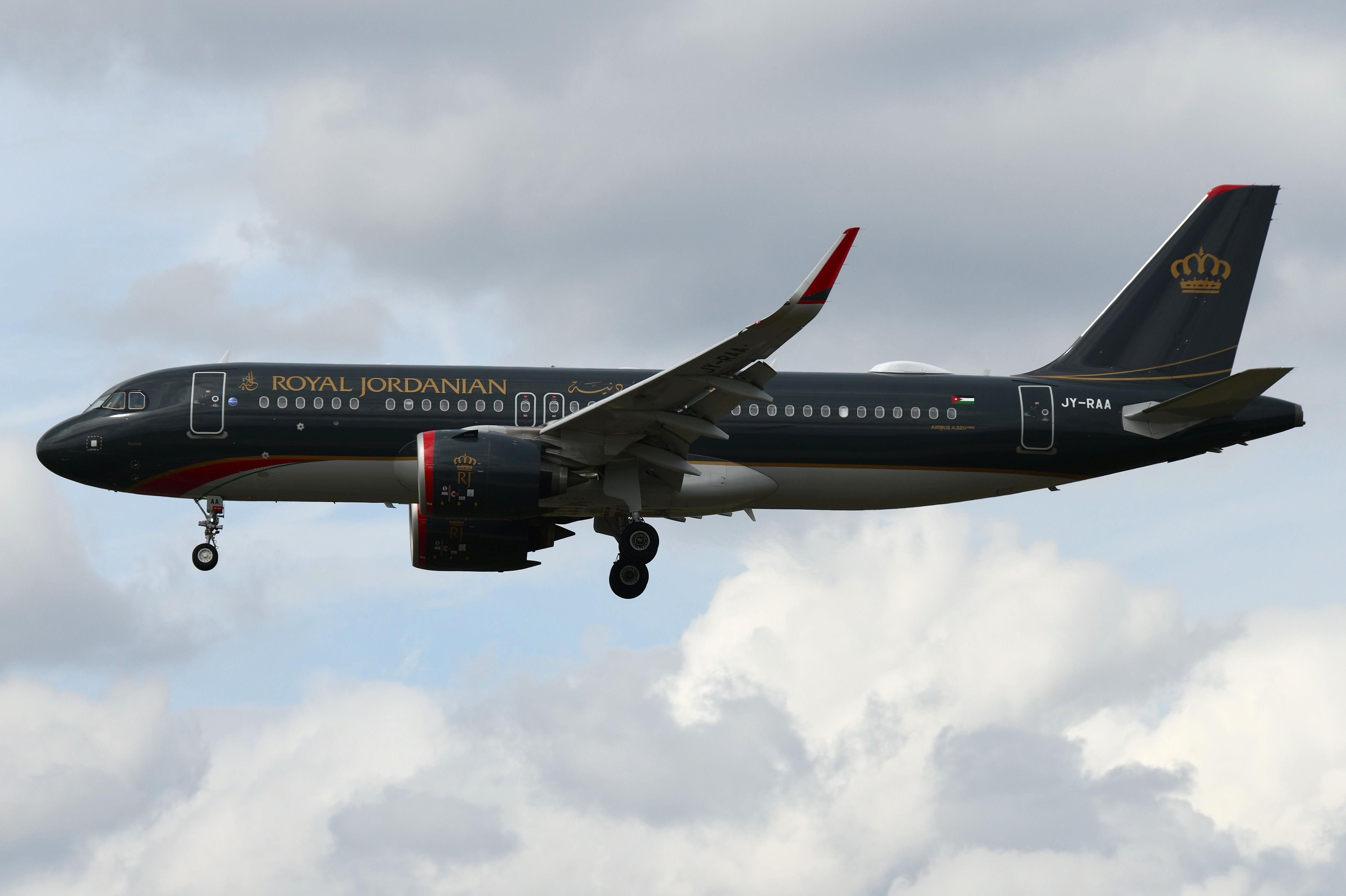 JY-RAA @ EDDF - Jordanian A320N - by FerryPNL