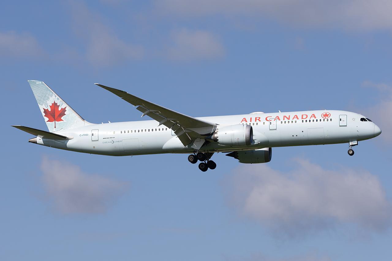 C-FRSI @ LOWW - Air Canada 787-8 - by Andy Graf