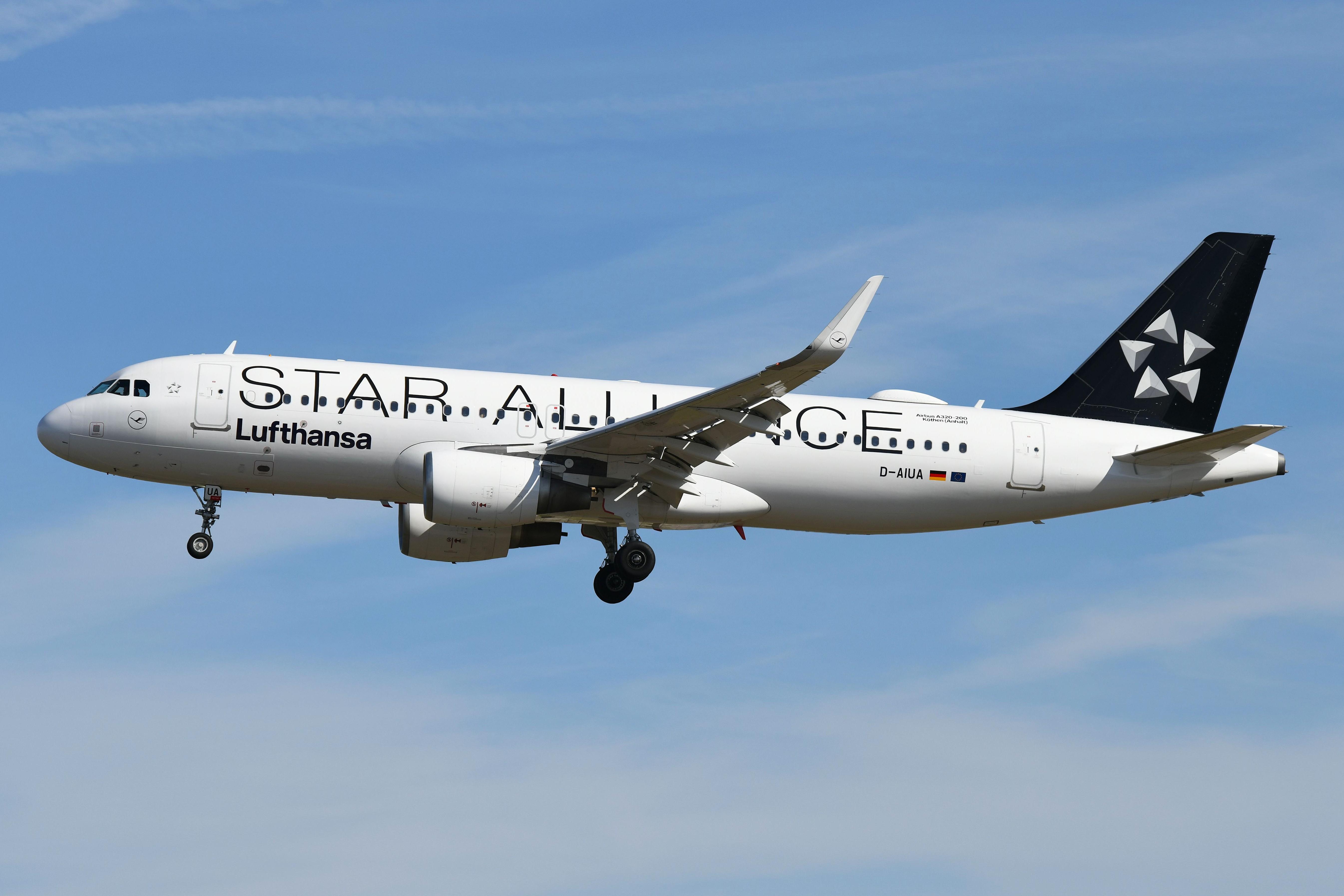 D-AIUA photo, click to enlarge