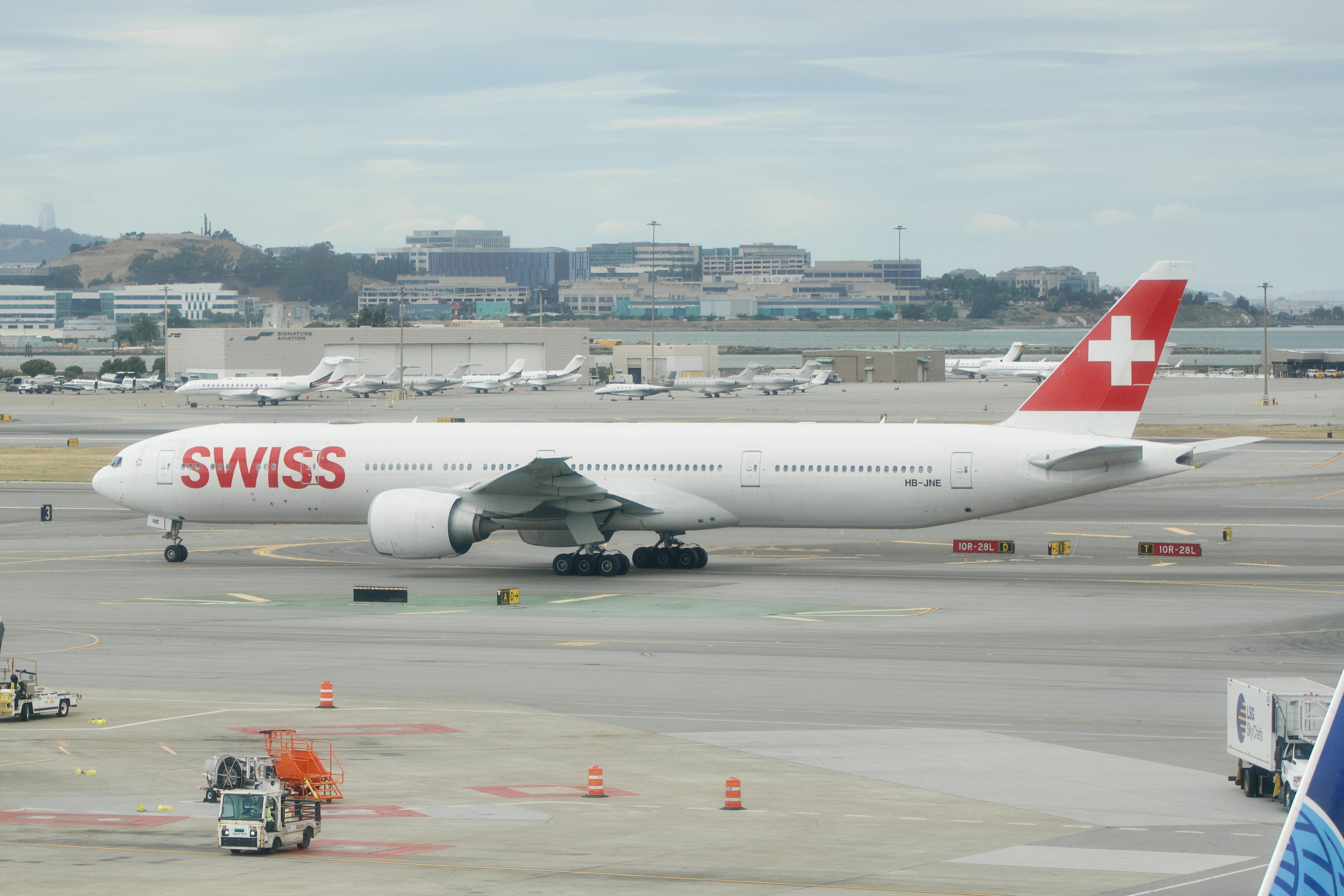 HB-JNE photo, click to enlarge