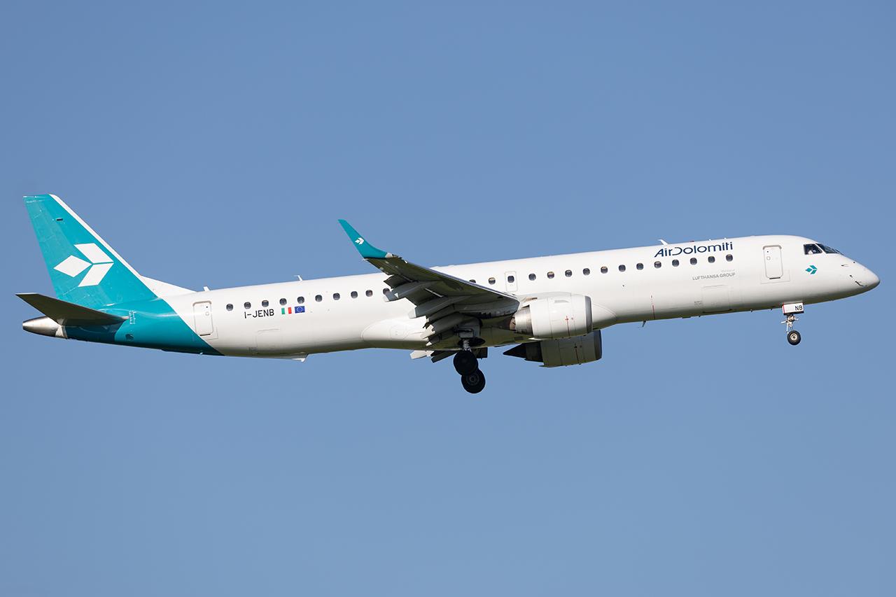 I-JENB photo, click to enlarge