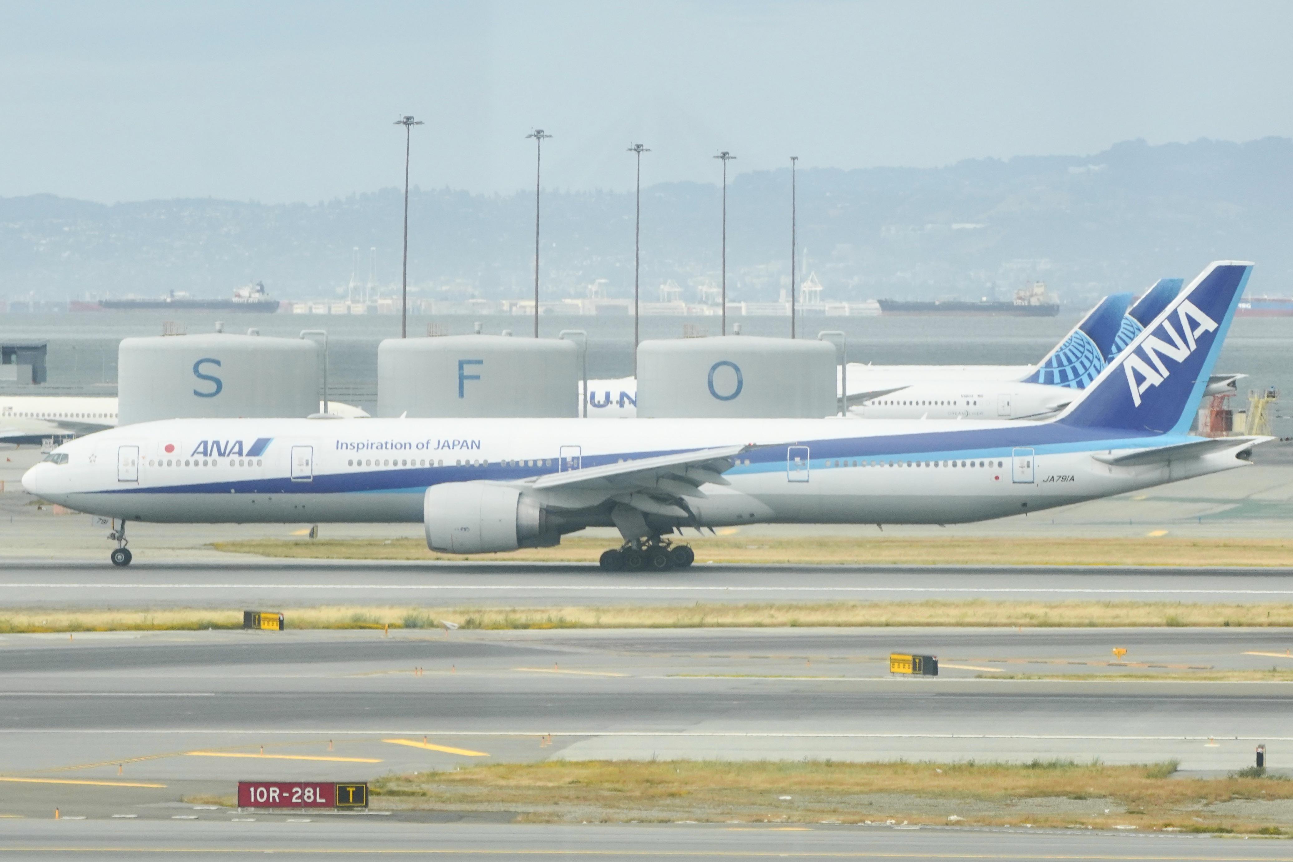 JA791A @ KSFO - Sky Terrace SFO 2026 - by ClaytonEddy