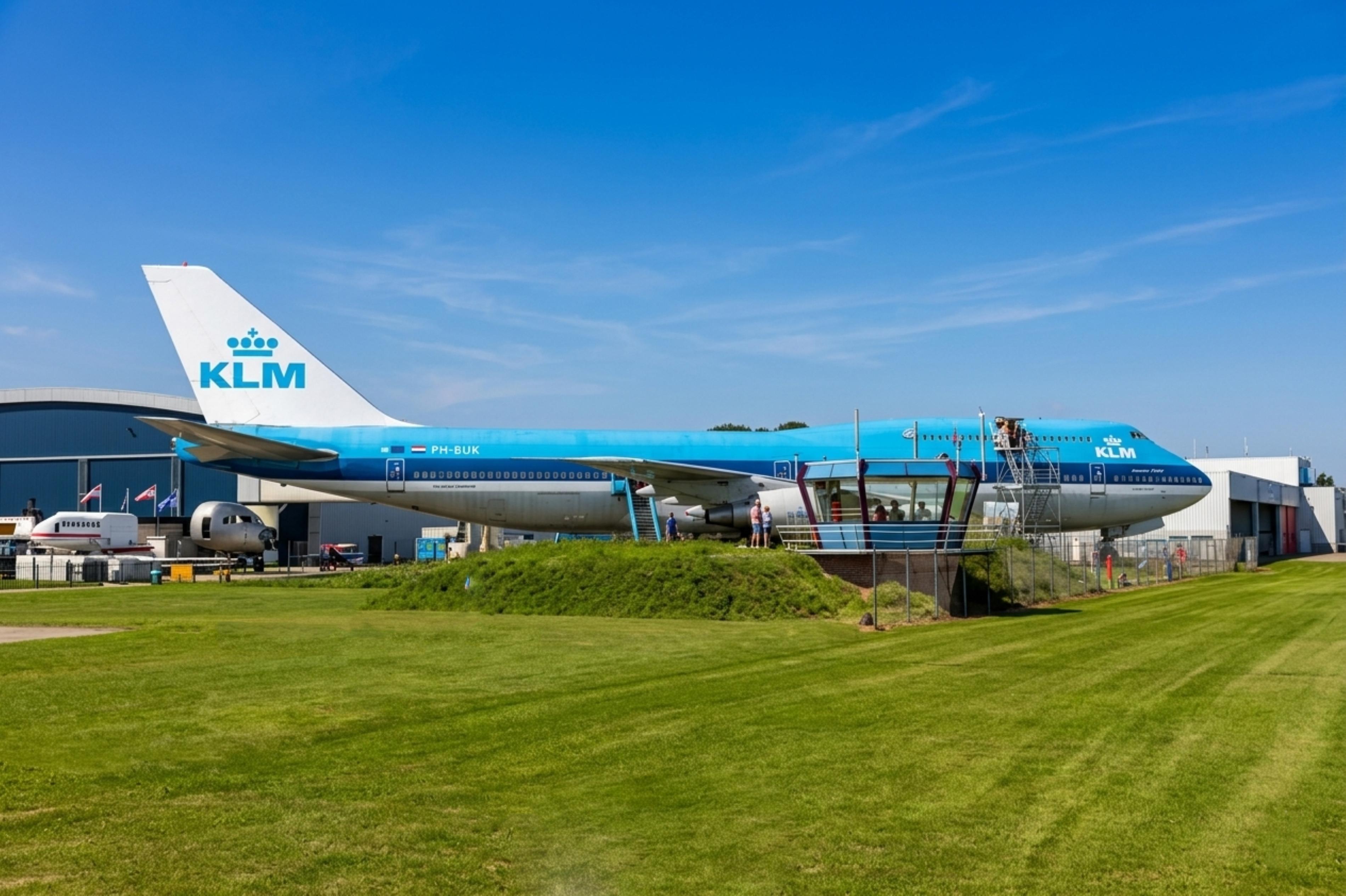 PH-BUK photo, click to enlarge