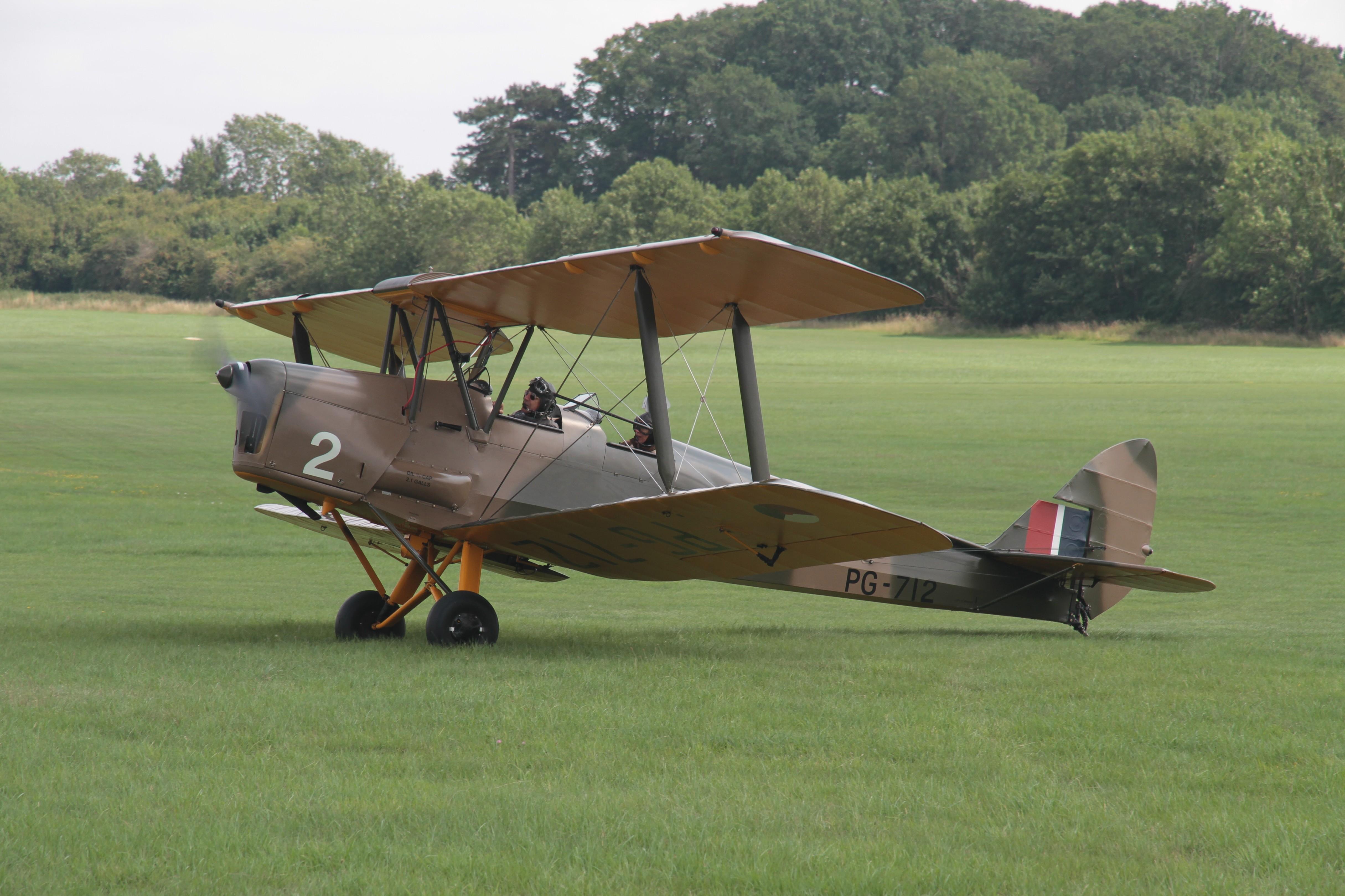PH-CSL photo, click to enlarge