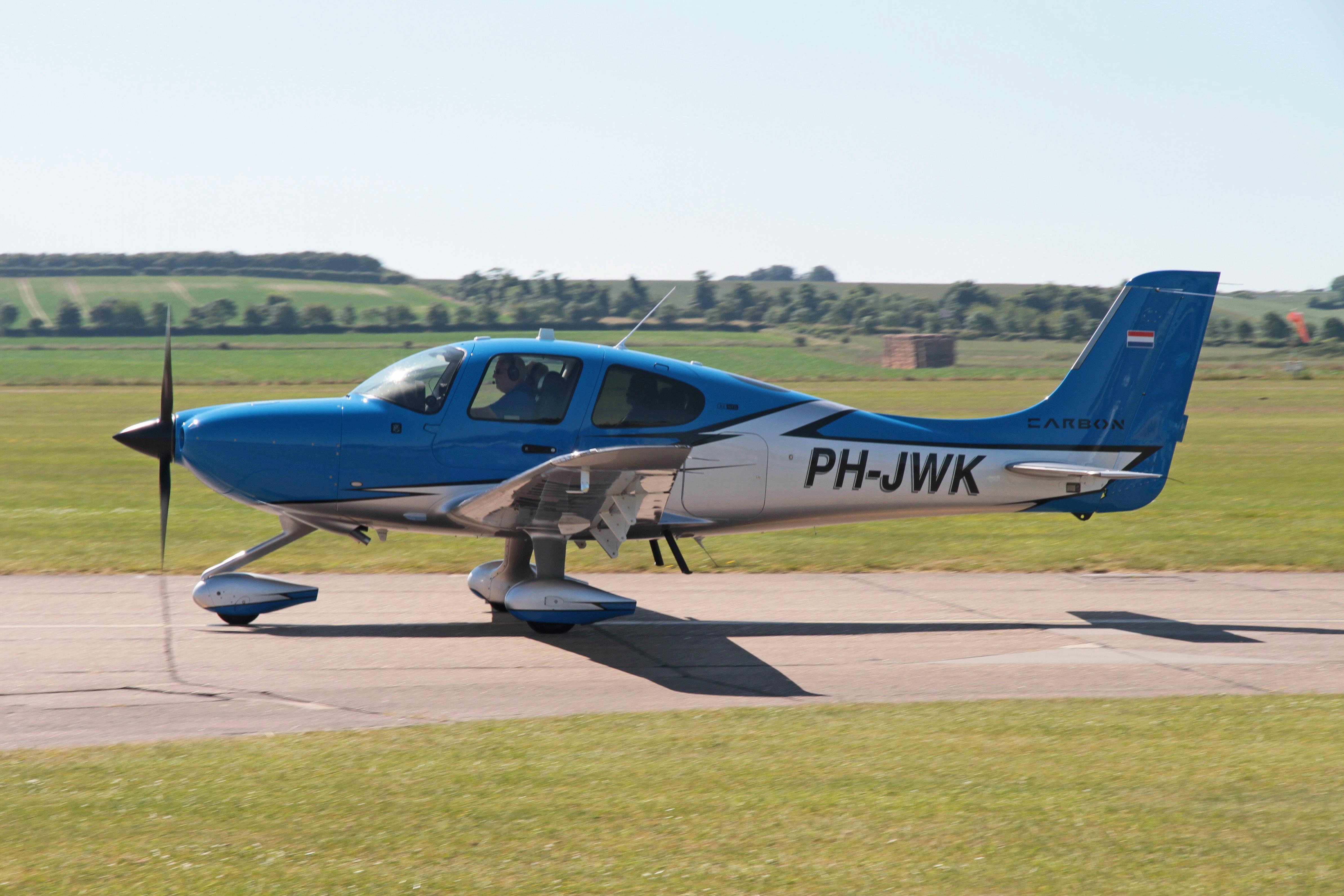 PH-JWK photo, click to enlarge