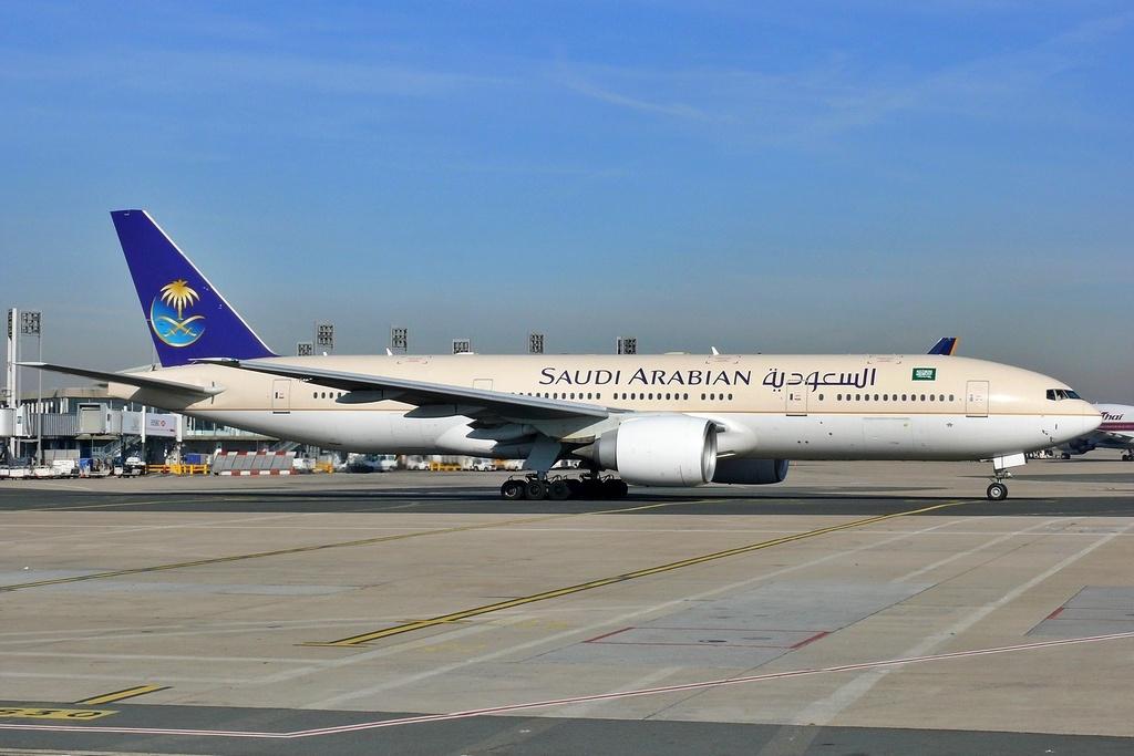HZ-AKI photo, click to enlarge