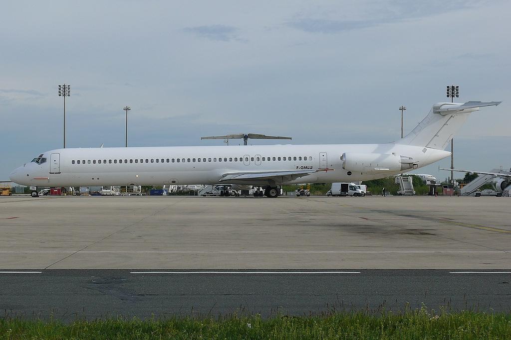 F-GMLU photo, click to enlarge