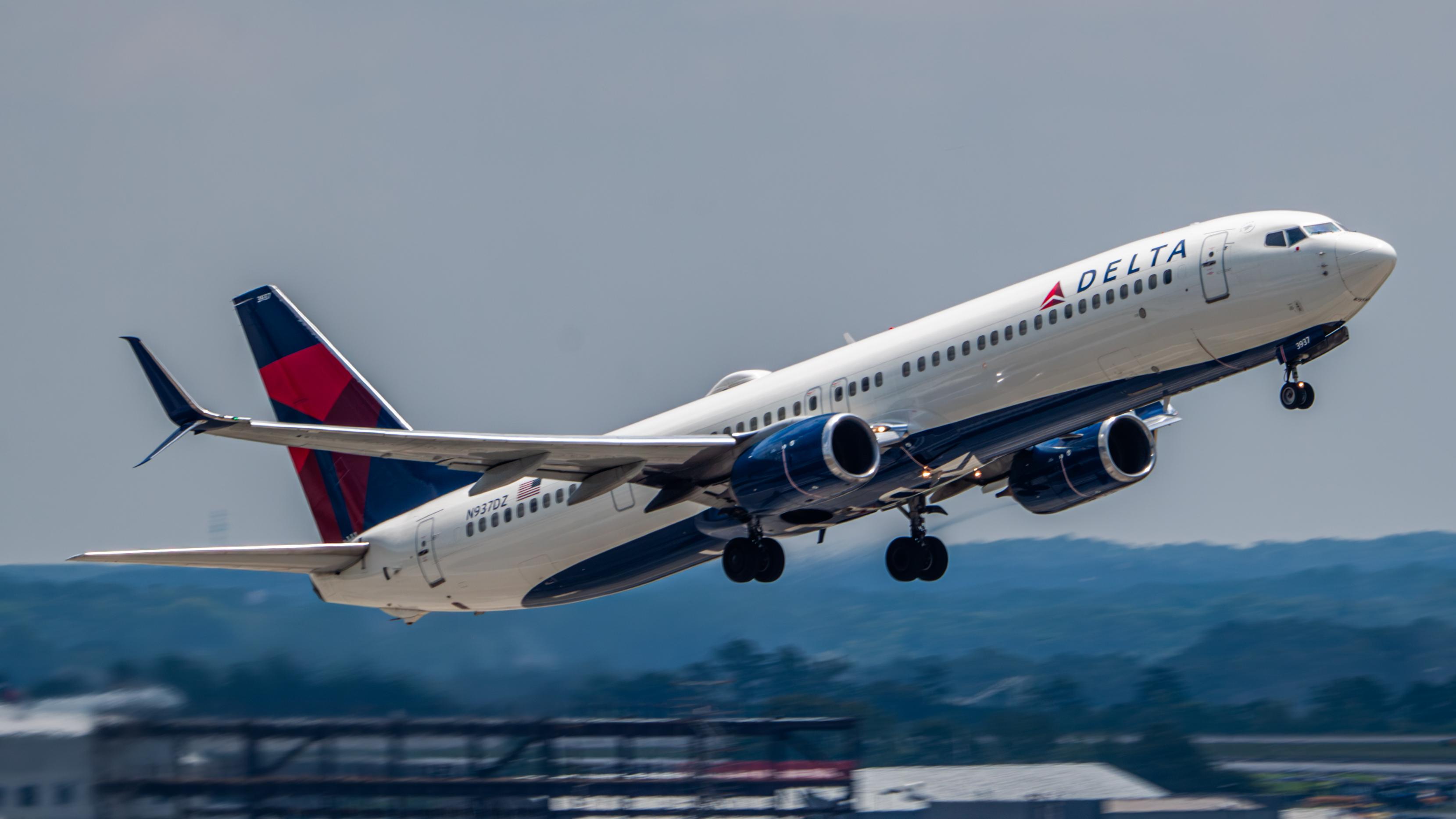 N937DZ @ KATL - Delta 739ER - by AviationLover50