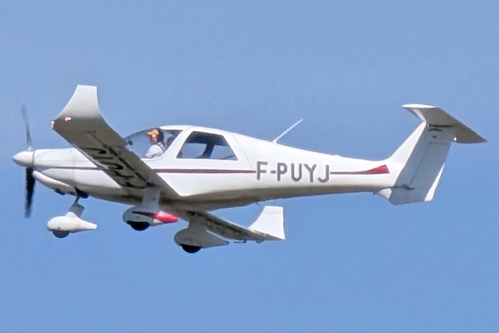 F-PUYJ photo, click to enlarge