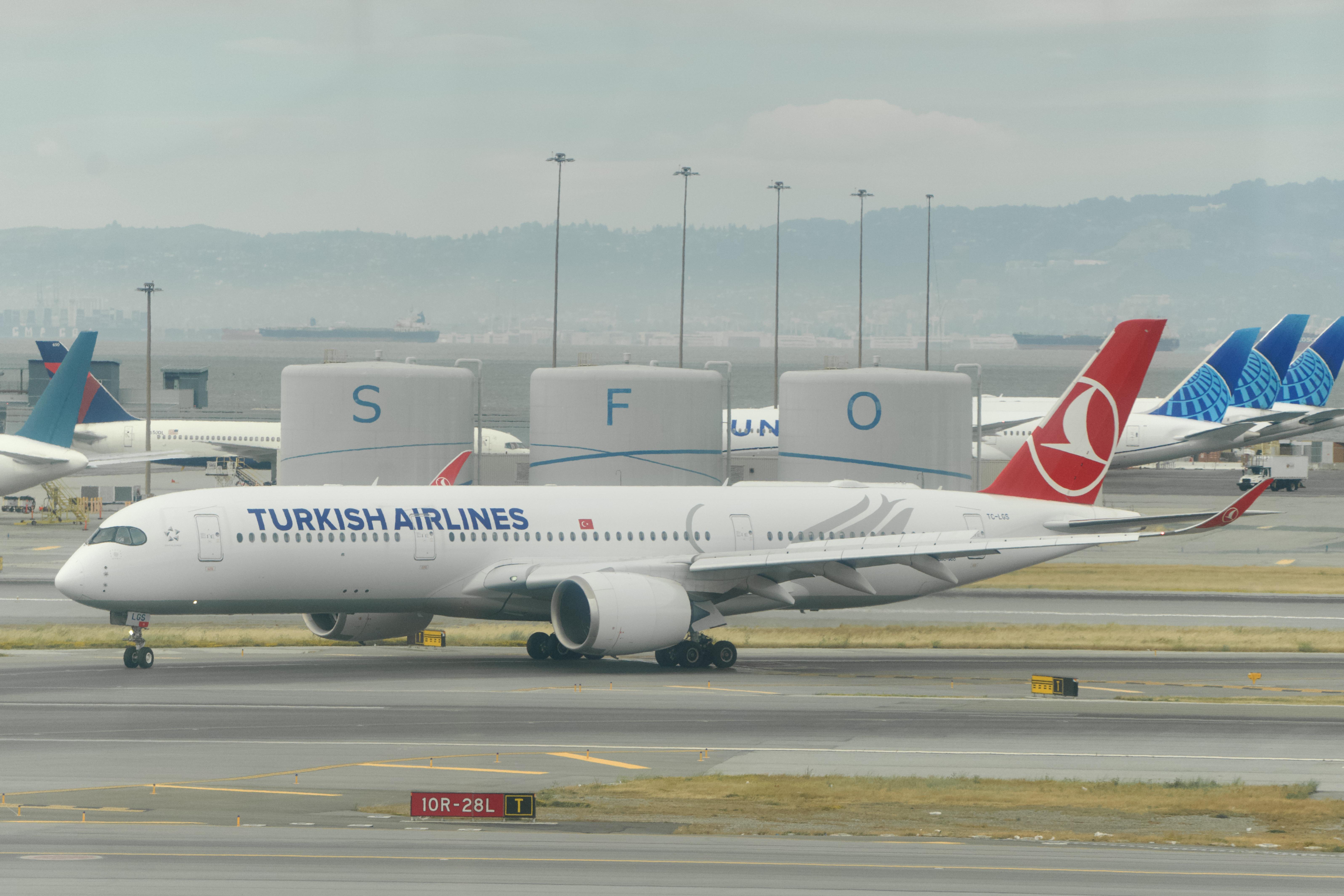 TC-LGS @ KSFO - Sky Terrace SFO 2026.  - by ClaytonEddy