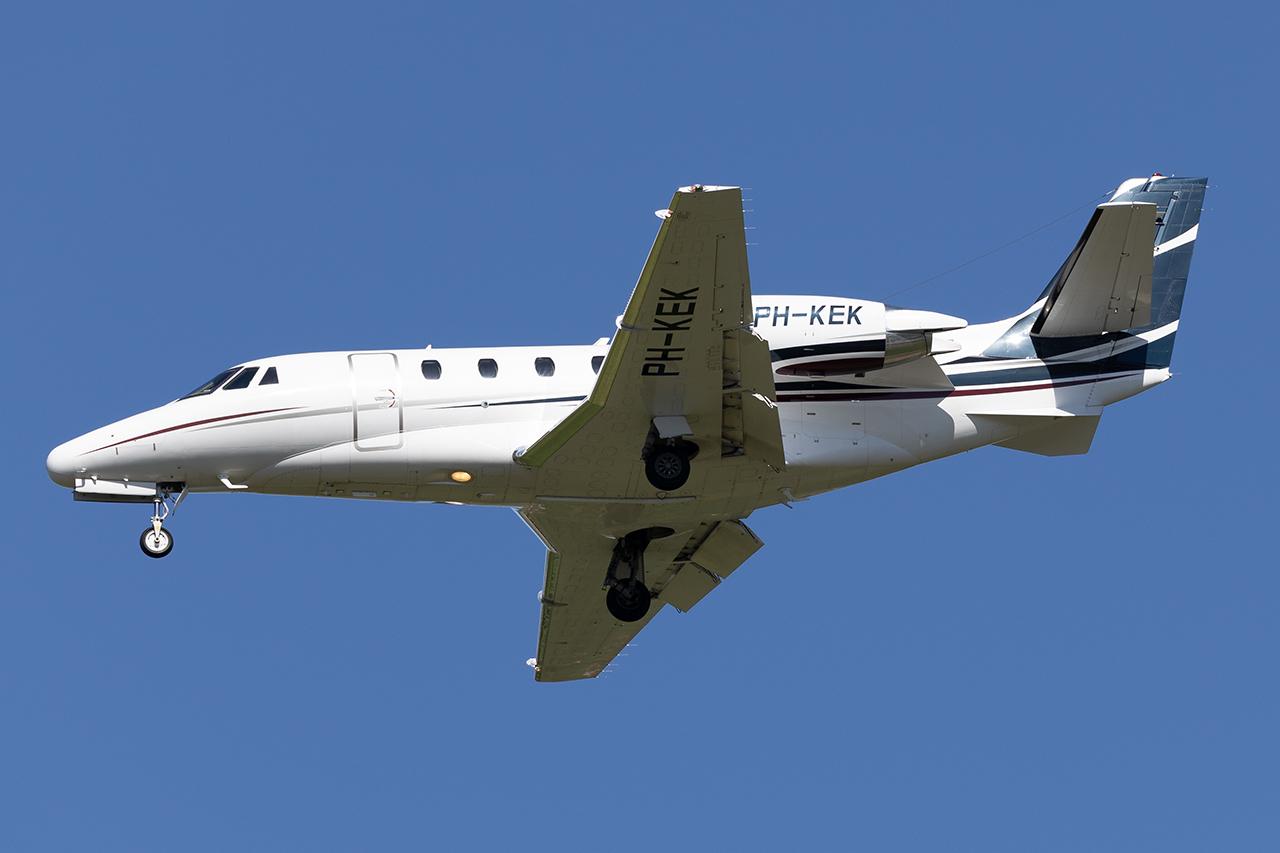 PH-KEK @ LOWW - Untitled Cessna 560 - by Andy Graf