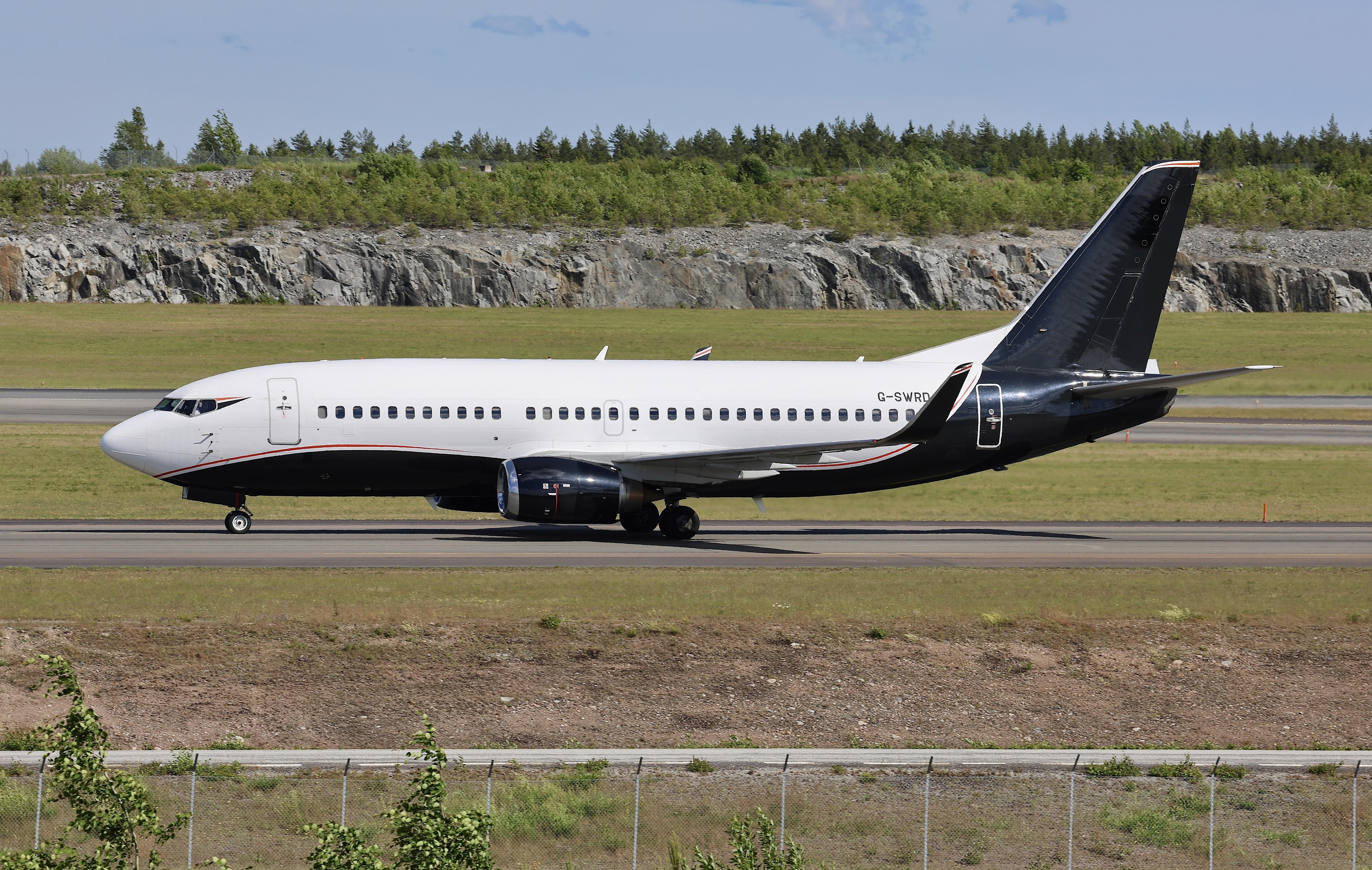 G-SWRD @ ESSA - Twy W - by wijken