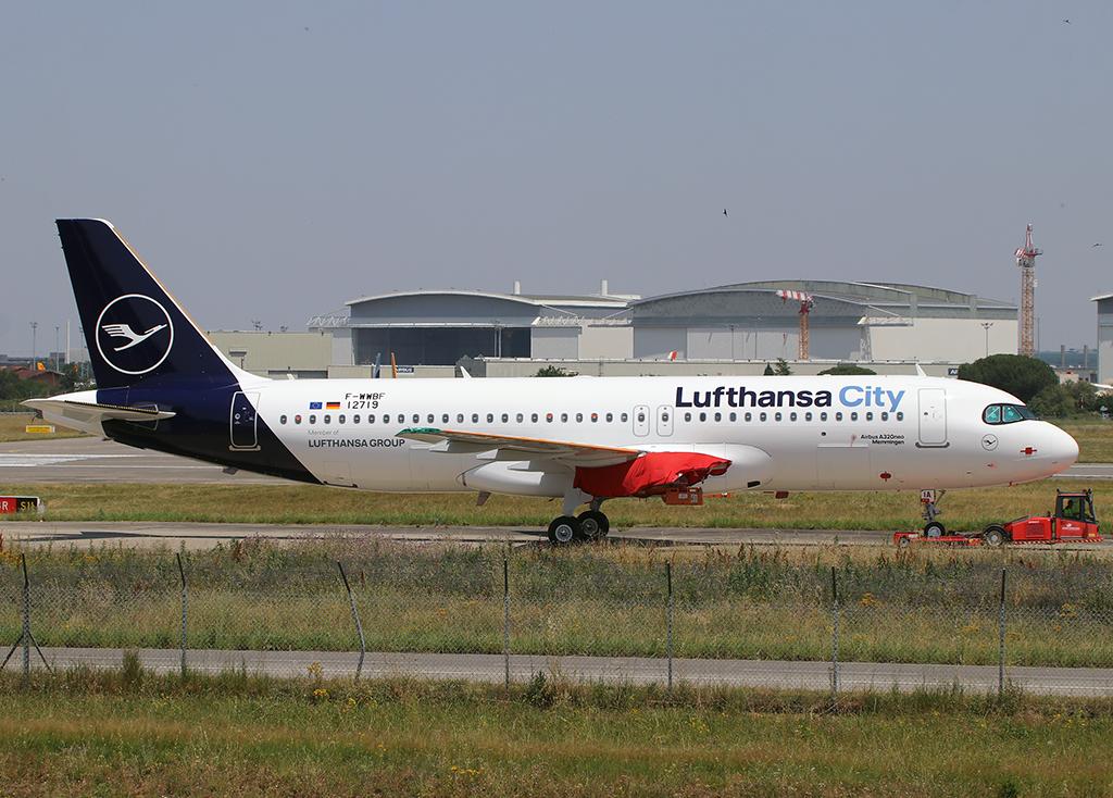 F-WWBF @ LFBO - C/n 12719 - To be D-AIIA - by Shunn311