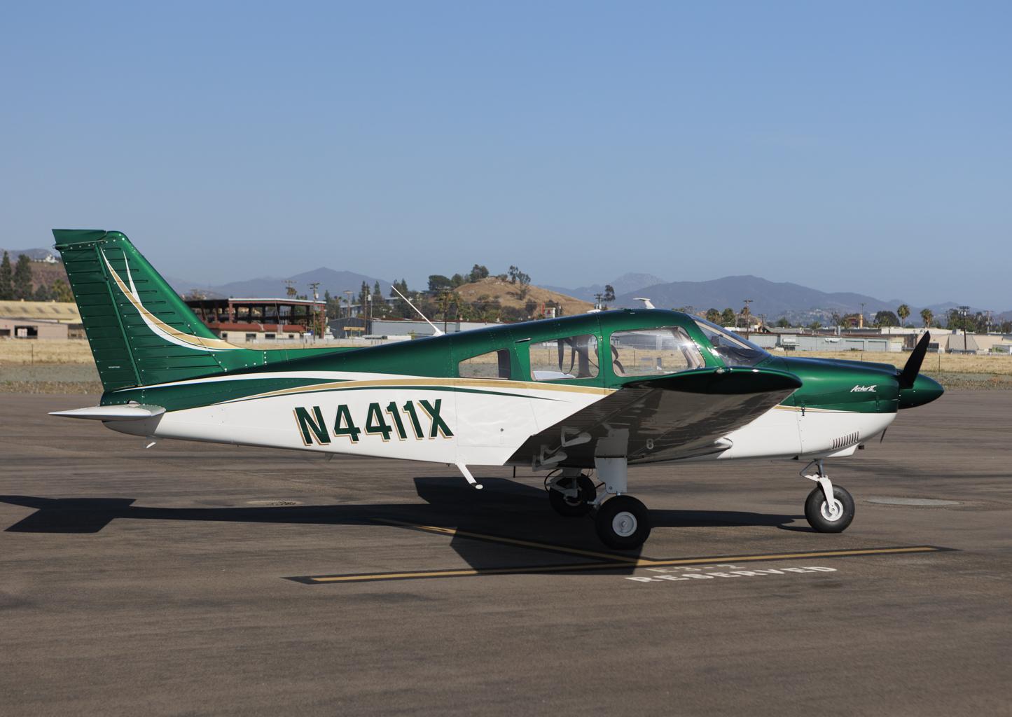 N4411X @ KSEE - N4411X fresh out of the paint shop - by Tony1904