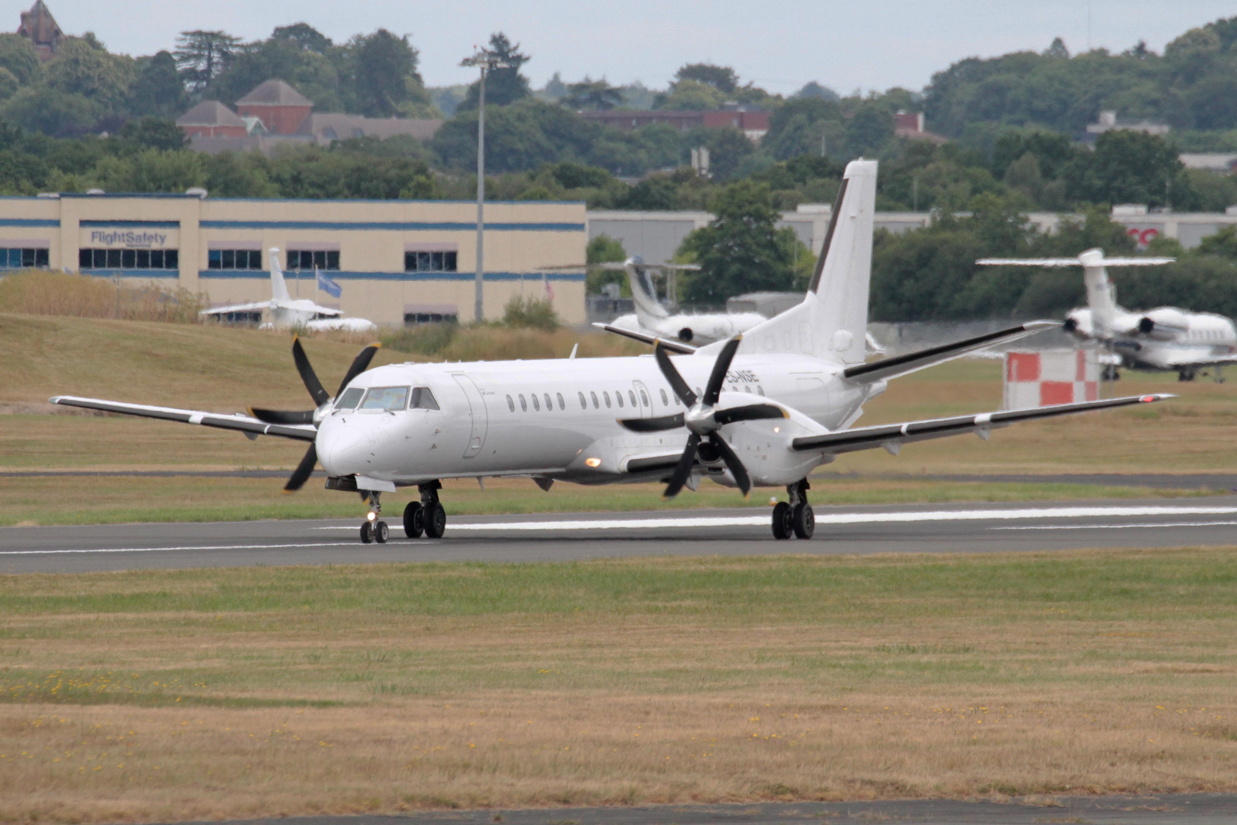 ES-NSE @ EGLF - ES-NSE 1995 SAAB 2000 Farnborough 
 - by PhilR