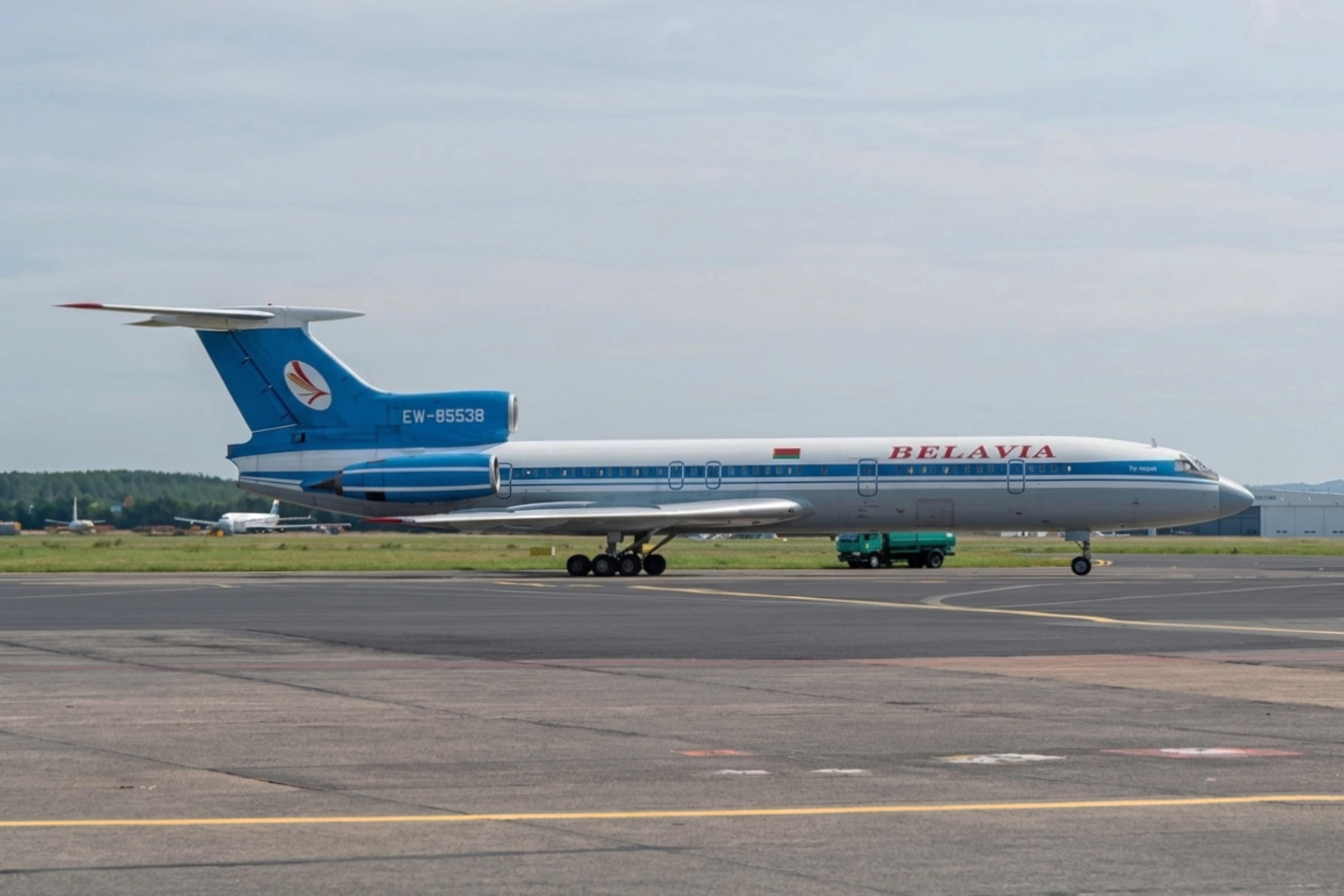 EW-85538 @ EINN - EW85538 1982 Tu-154B Belavia SNN 
 - by PhilR