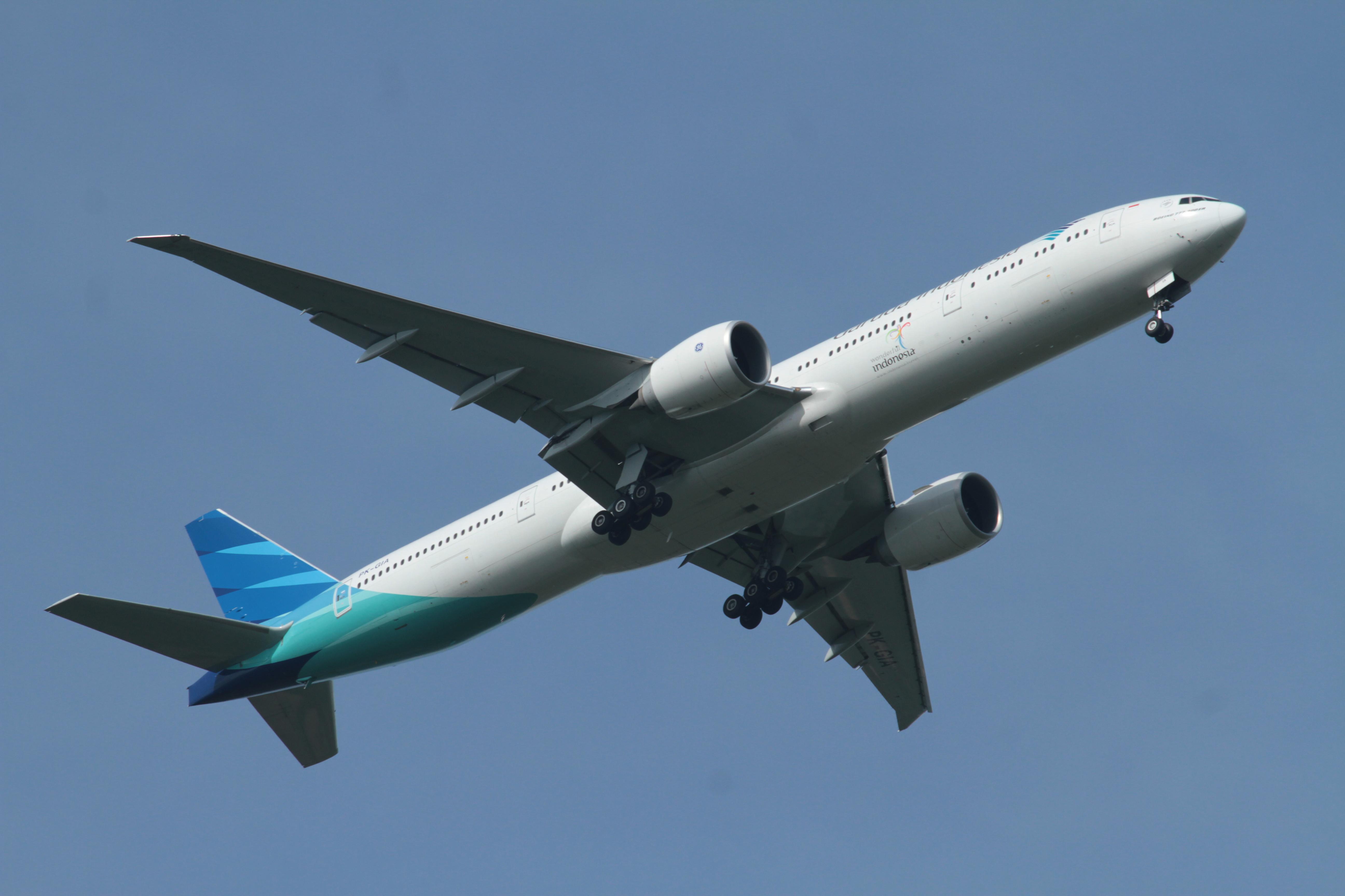 PK-GIA @ EGKK - PK-GIA 2013 Garuda B777-300 Kingsfold Rally
 - by PhilR