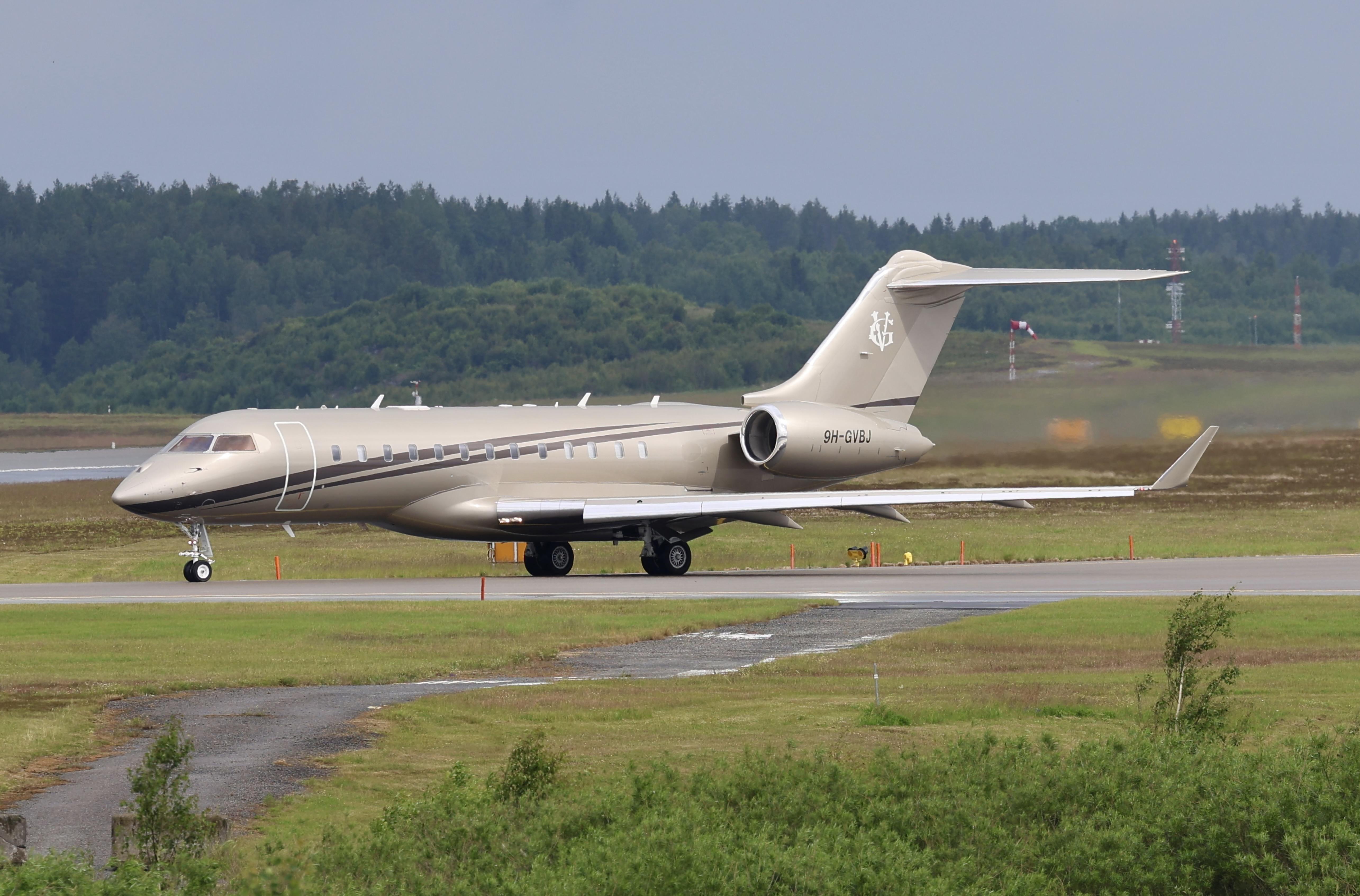 9H-GVBJ photo, click to enlarge