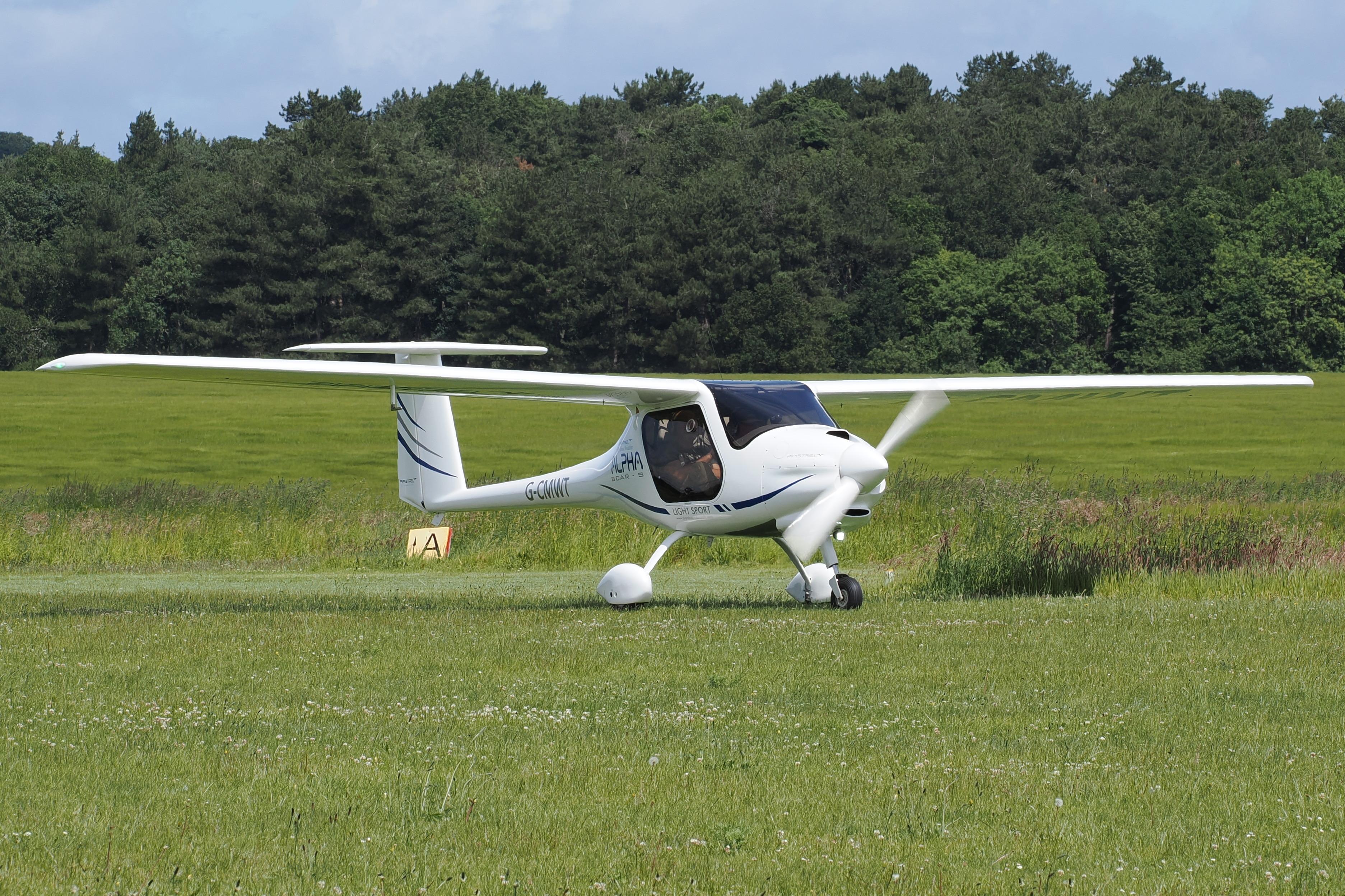 G-CMWT photo, click to enlarge