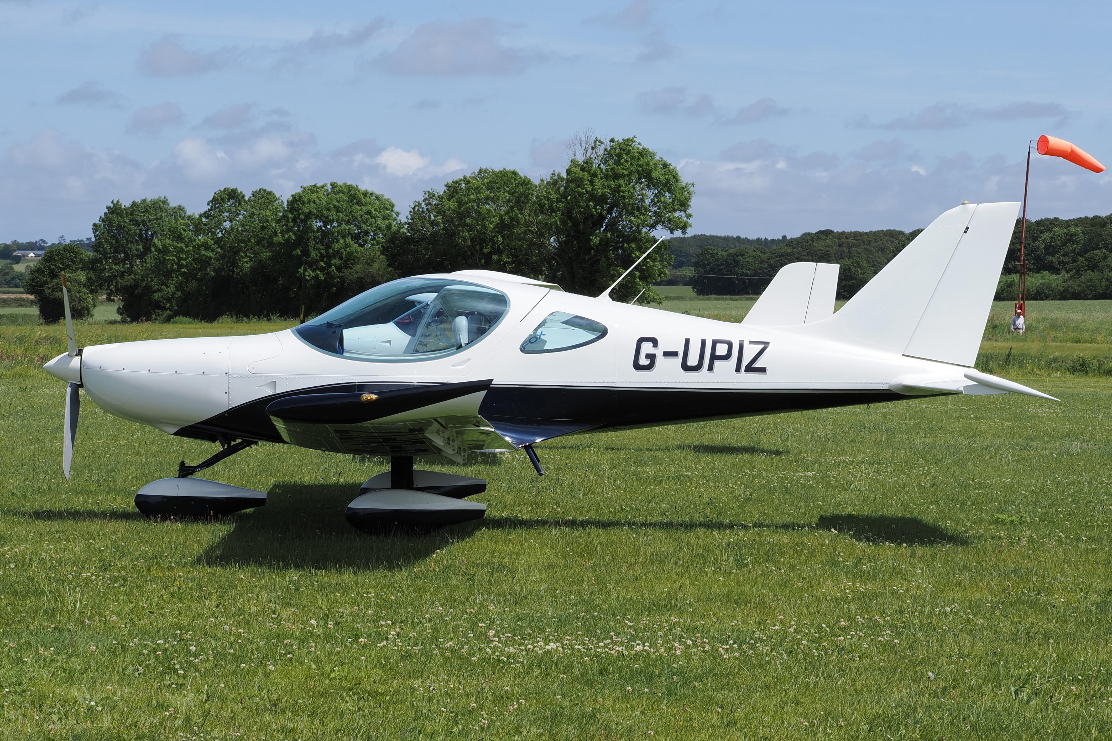G-UPIZ photo, click to enlarge