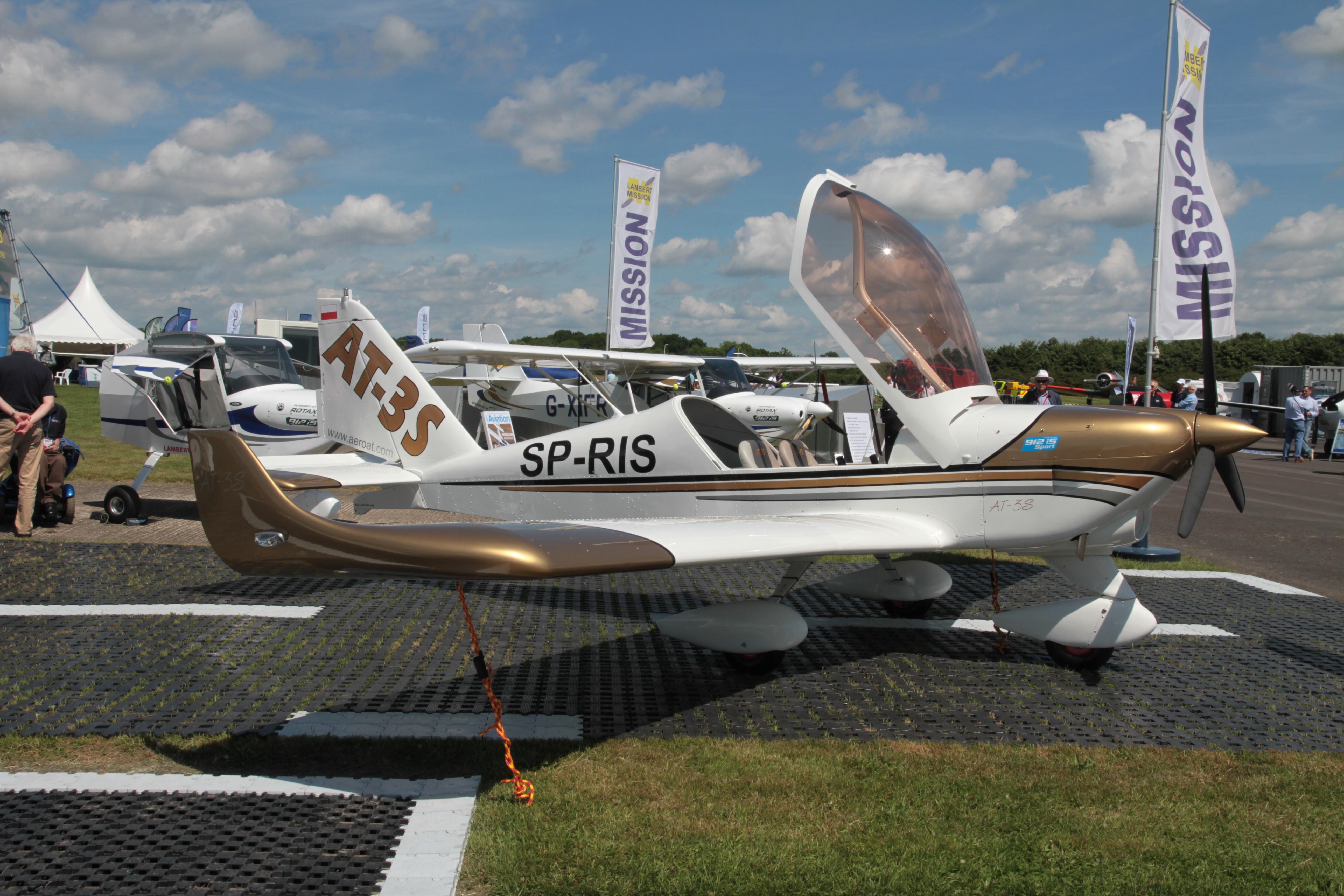 SP-RIS @ EGTB - SP-RIS Aeroat AT-3S 912iS Air Expo Booker  - by PhilR