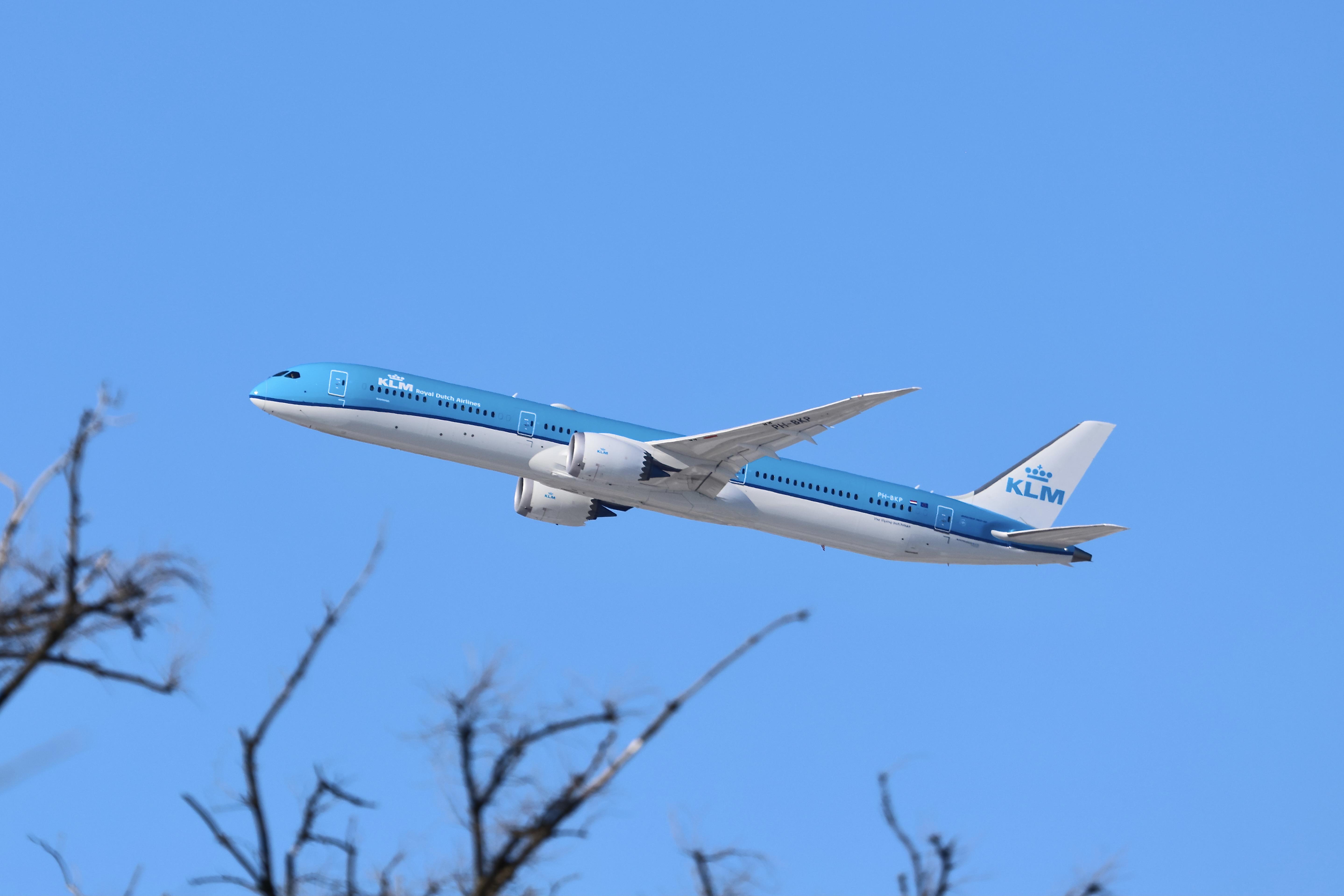 PH-BKP @ KORD - B78X KLM Boeing 787-10 Dreamliner PH-BKP departing 28R KORD - by MarkKalfas
