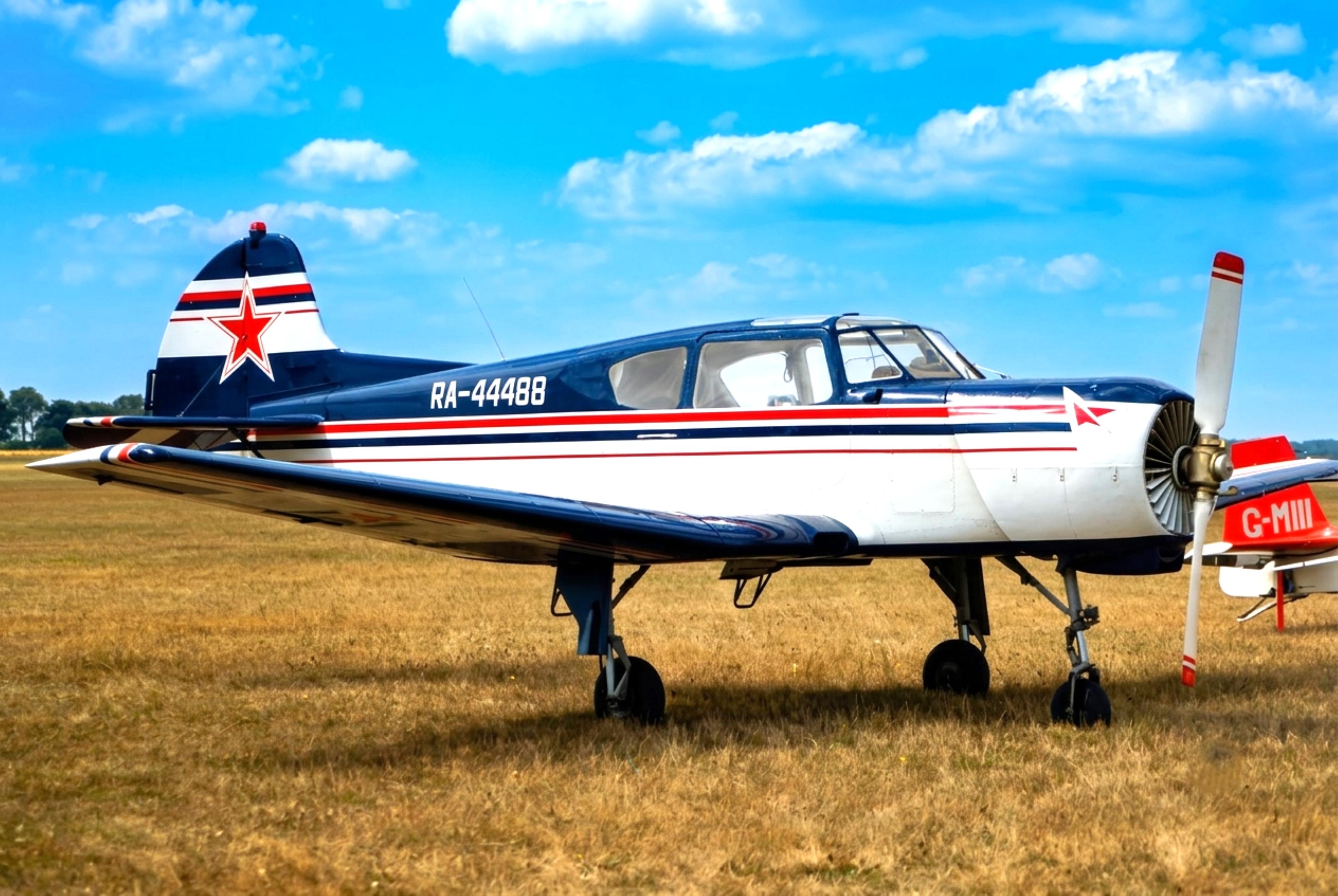 RA-44488 photo, click to enlarge