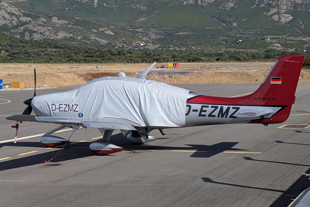 D-EZMZ photo, click to enlarge