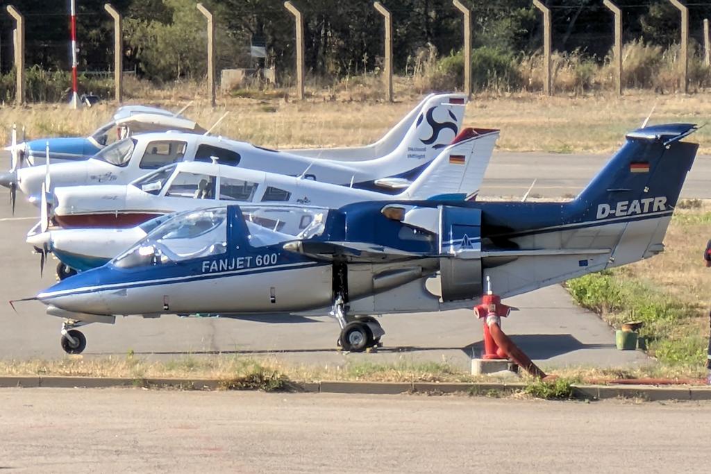 D-EATR photo, click to enlarge