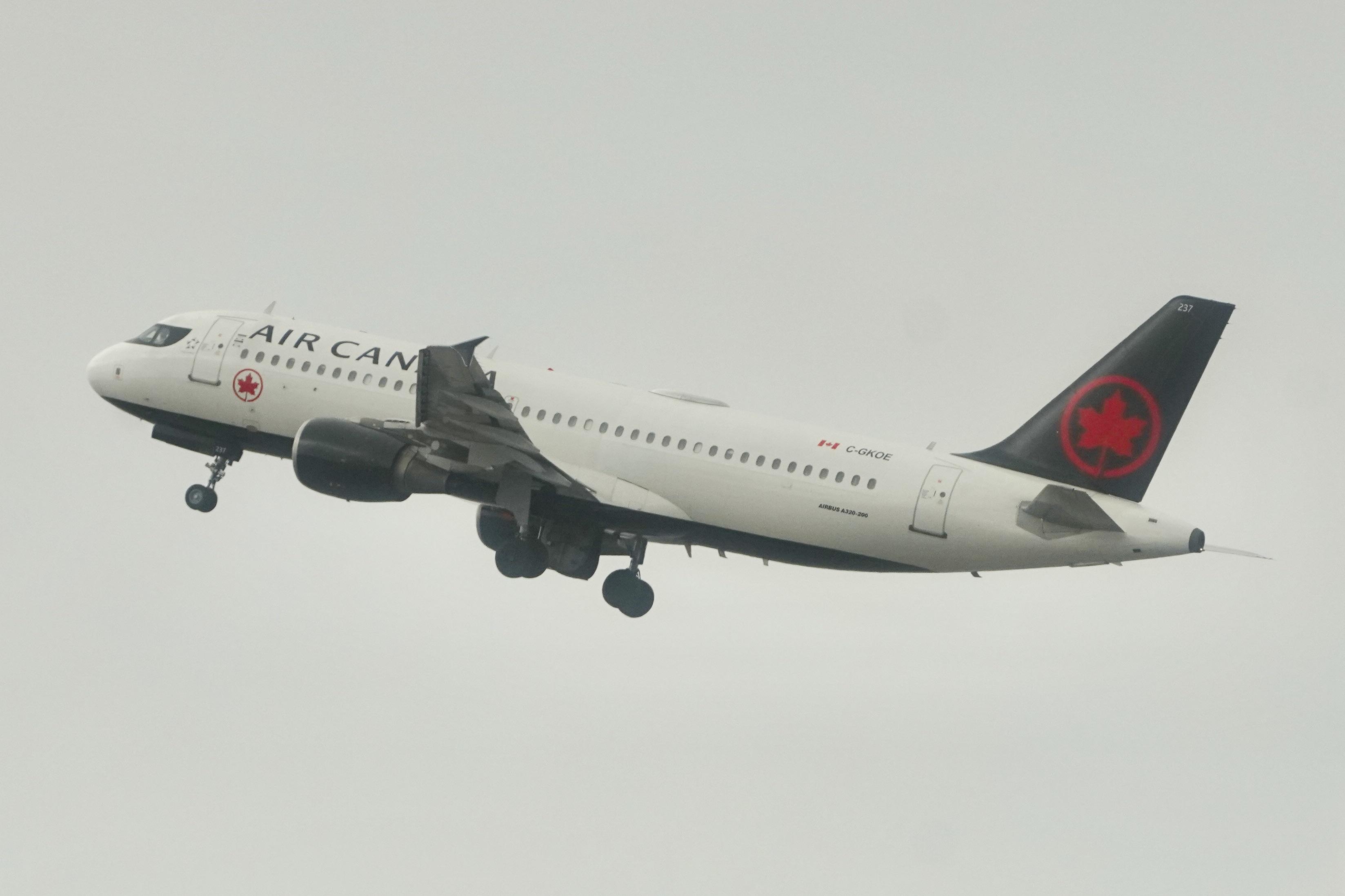 C-GKOE photo, click to enlarge