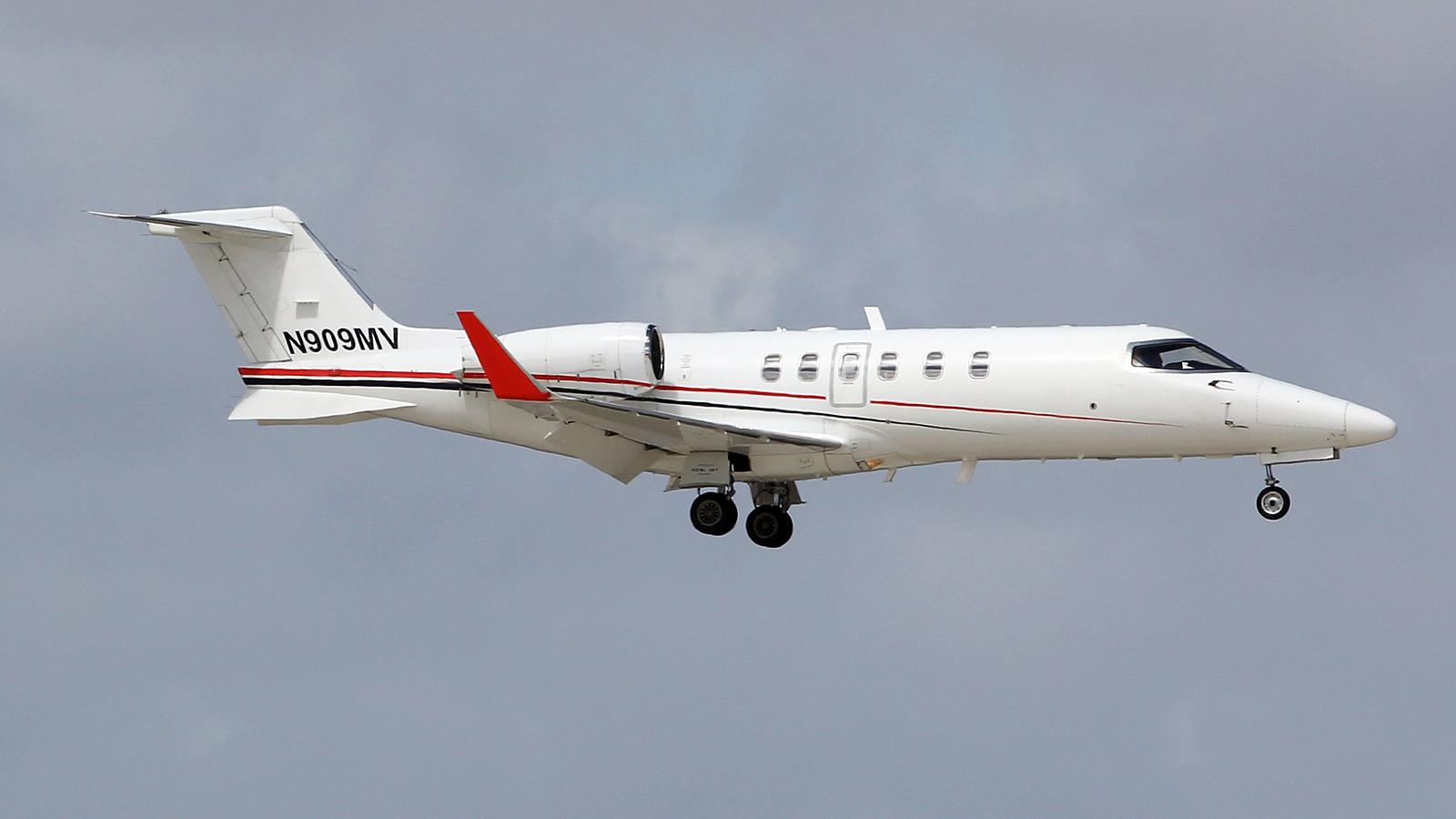 N909MV photo, click to enlarge