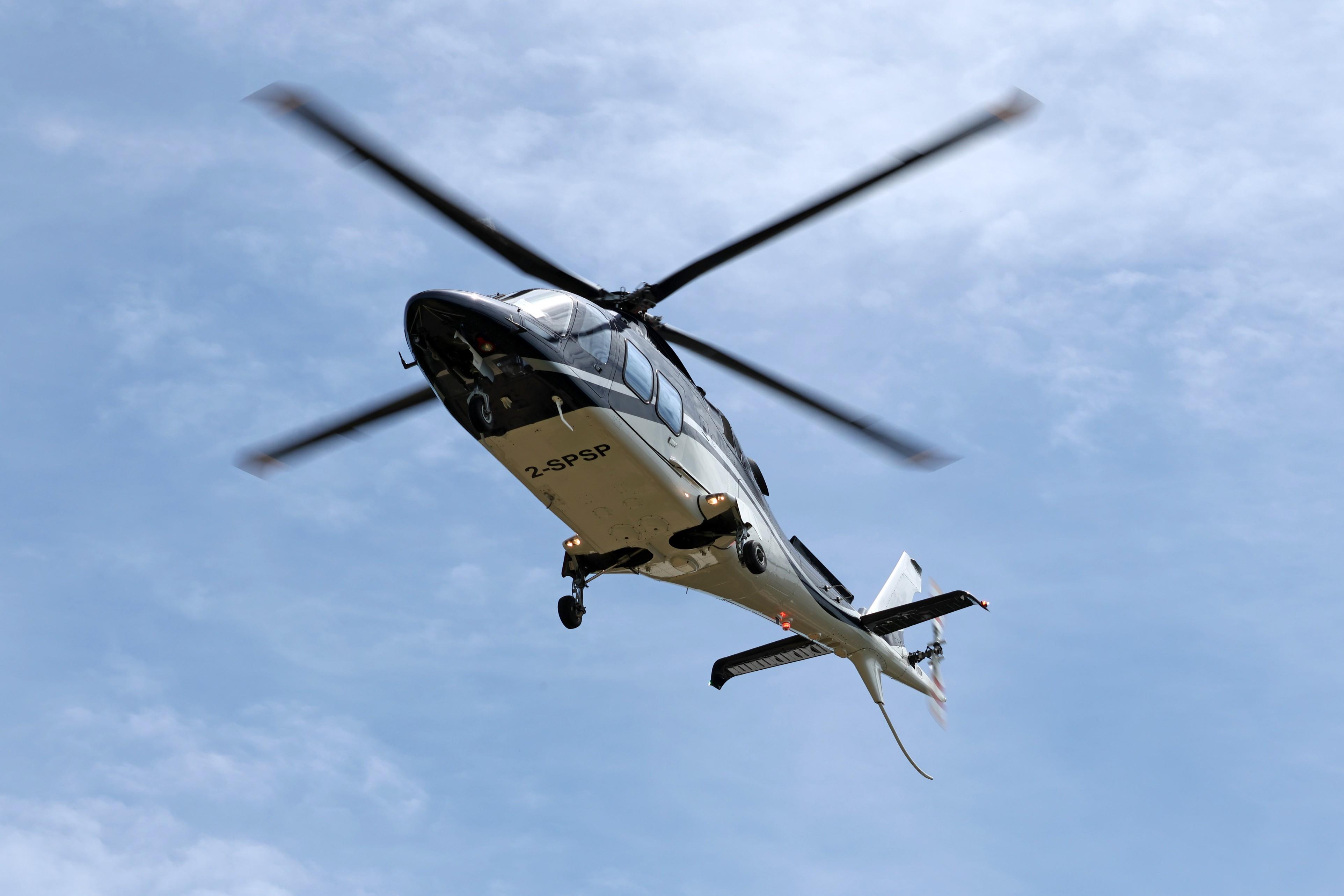 2-SPSP @ ASCOT - 2-SPSP 2012 Agusta Westland AW109SP Grand New Ascot Heliport 16.06.26 (1).jpg
 - by PhilR