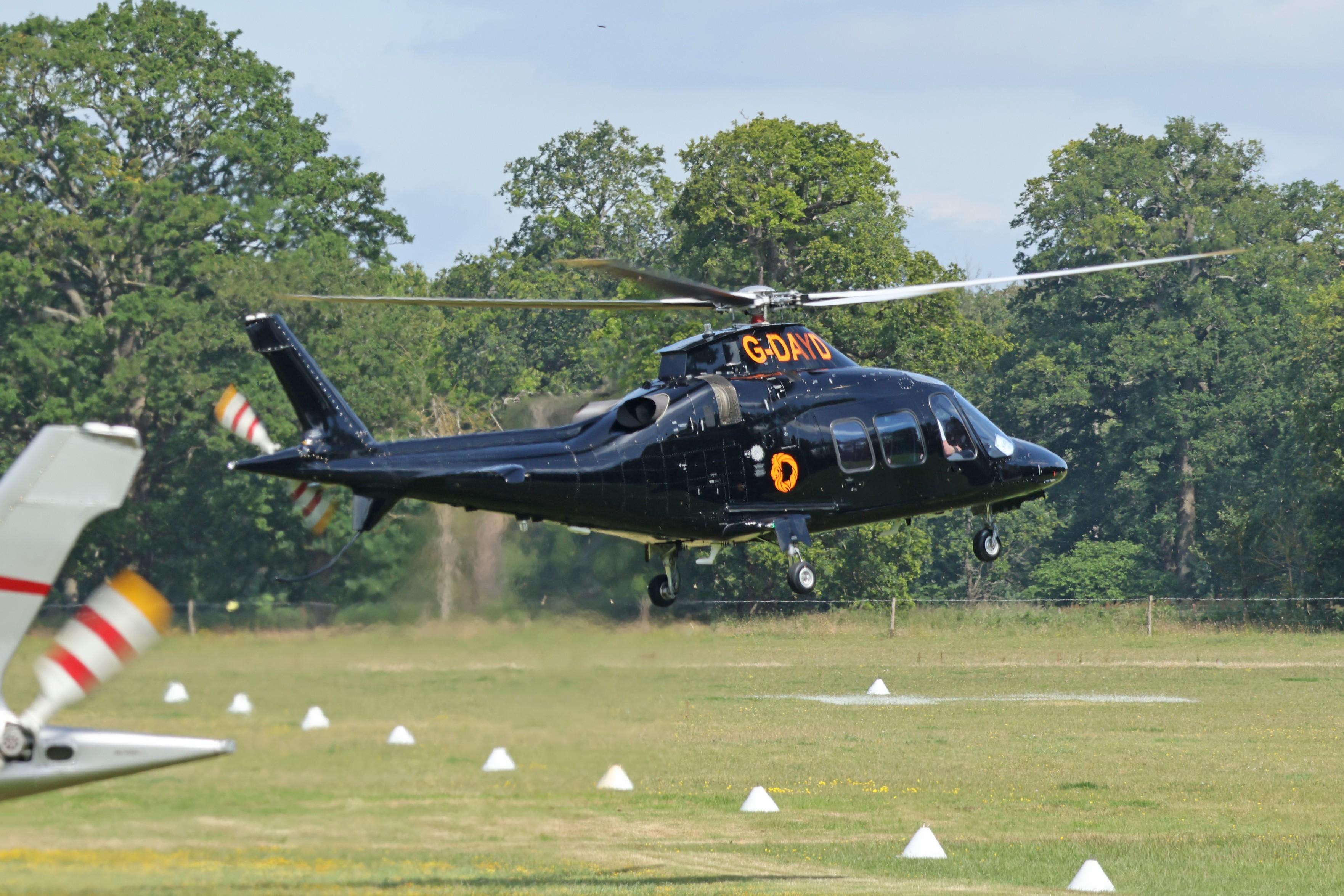 G-DAYD photo, click to enlarge