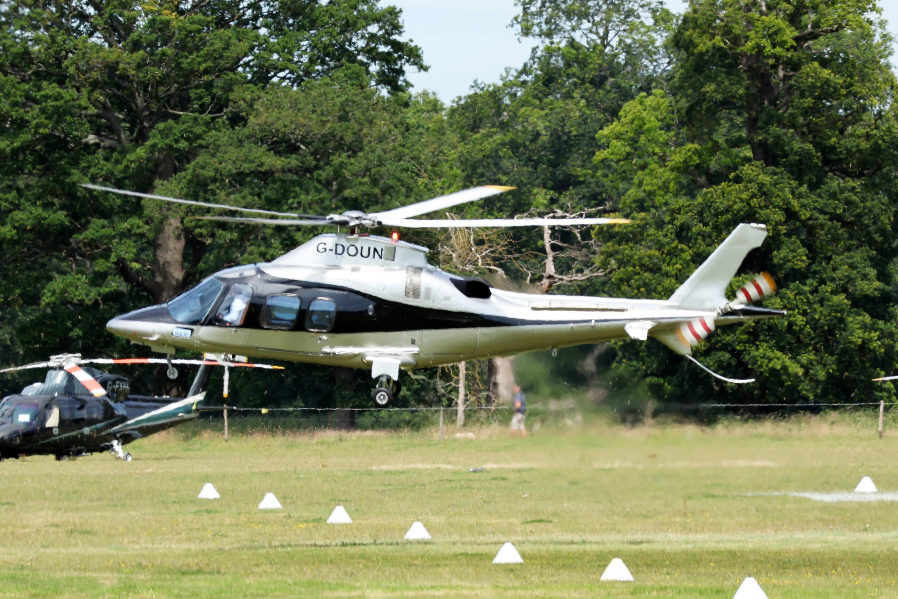 G-DOUN photo, click to enlarge