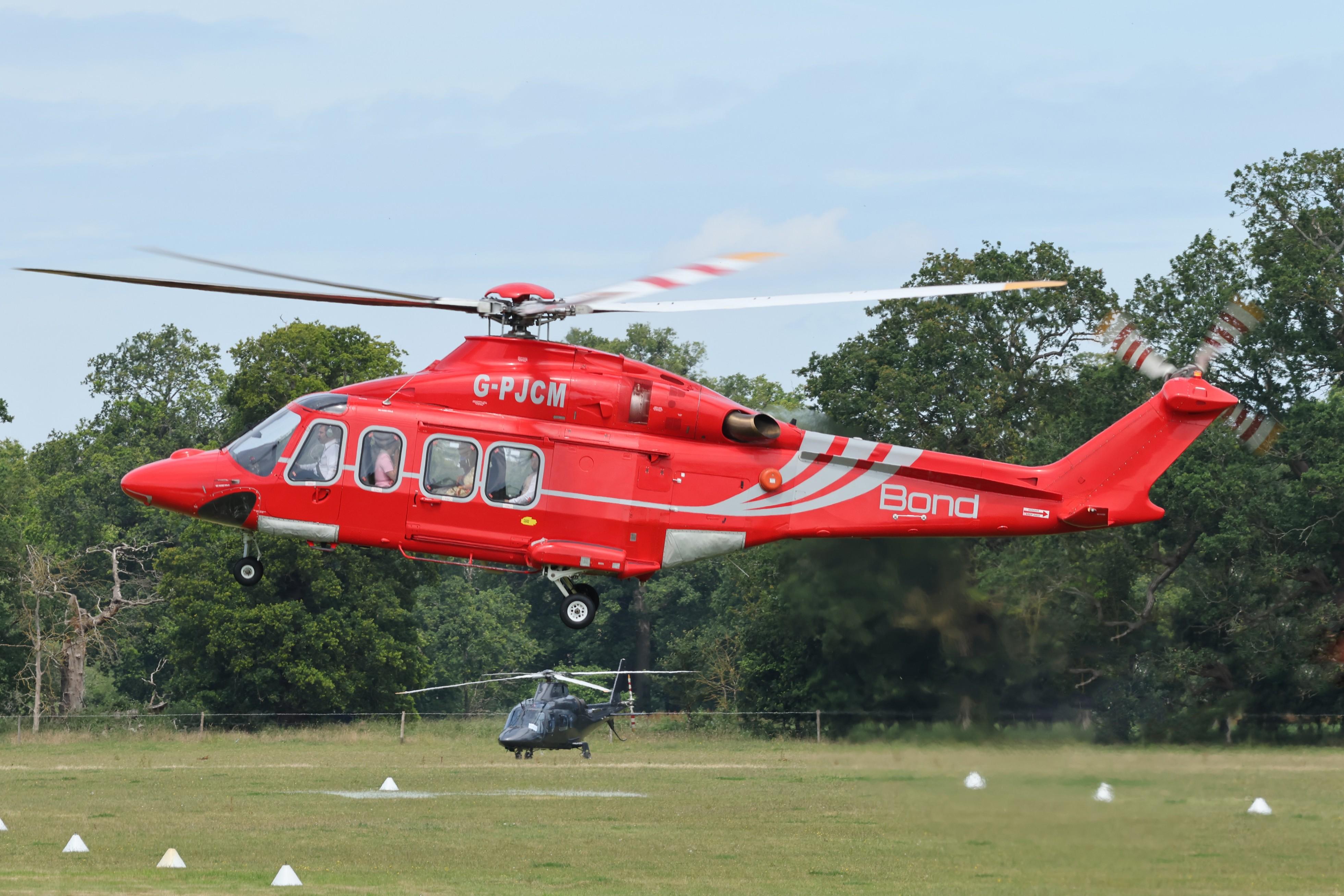 G-PJCM @ ASCOT - G-PJCM 2009 Agusta Westland AW139 Ascot Heliport
 - by PhilR