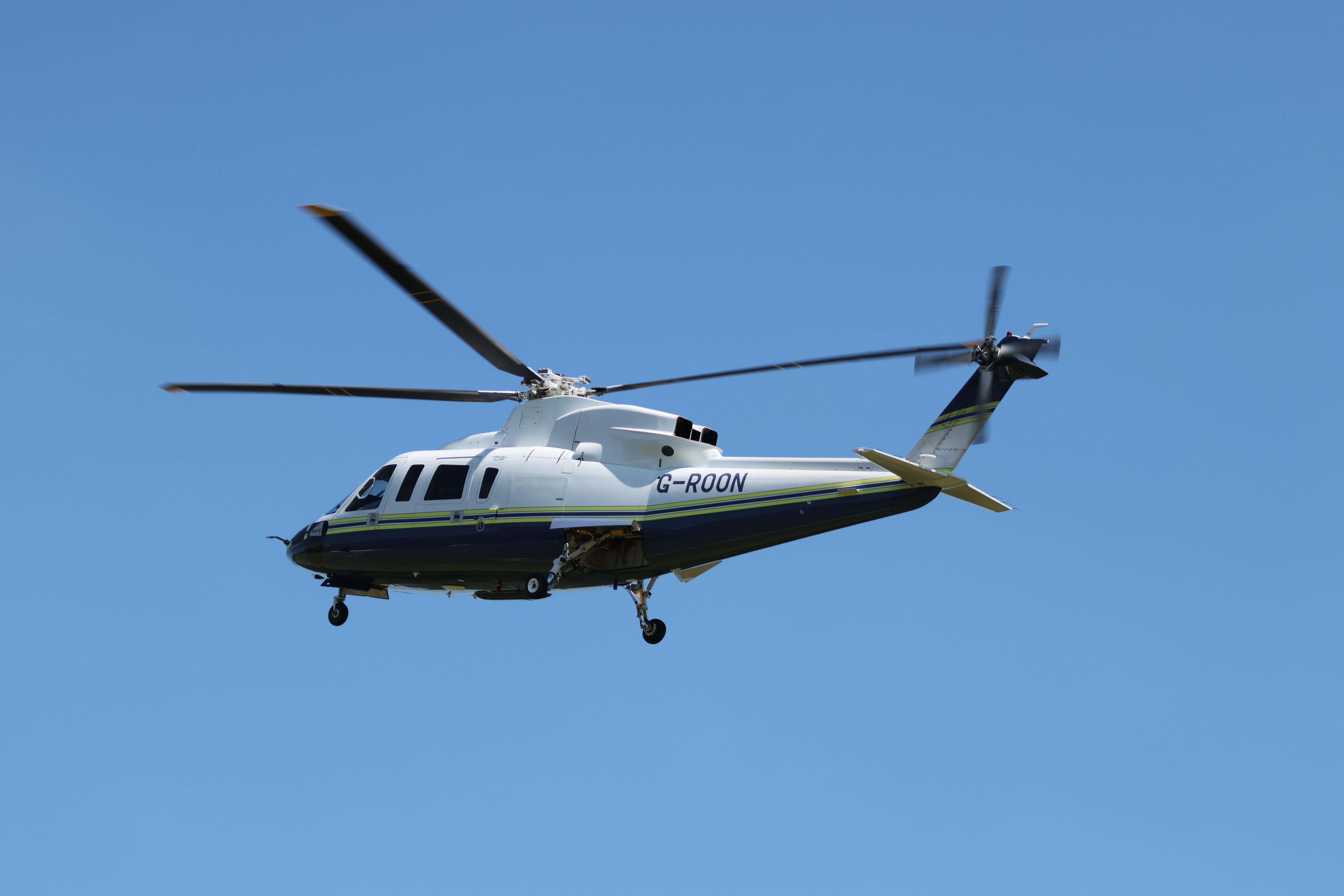 G-ROON @ ASCOT - G-ROON 2010 Sikorsky S-76C Ascot Heliport 
 - by PhilR