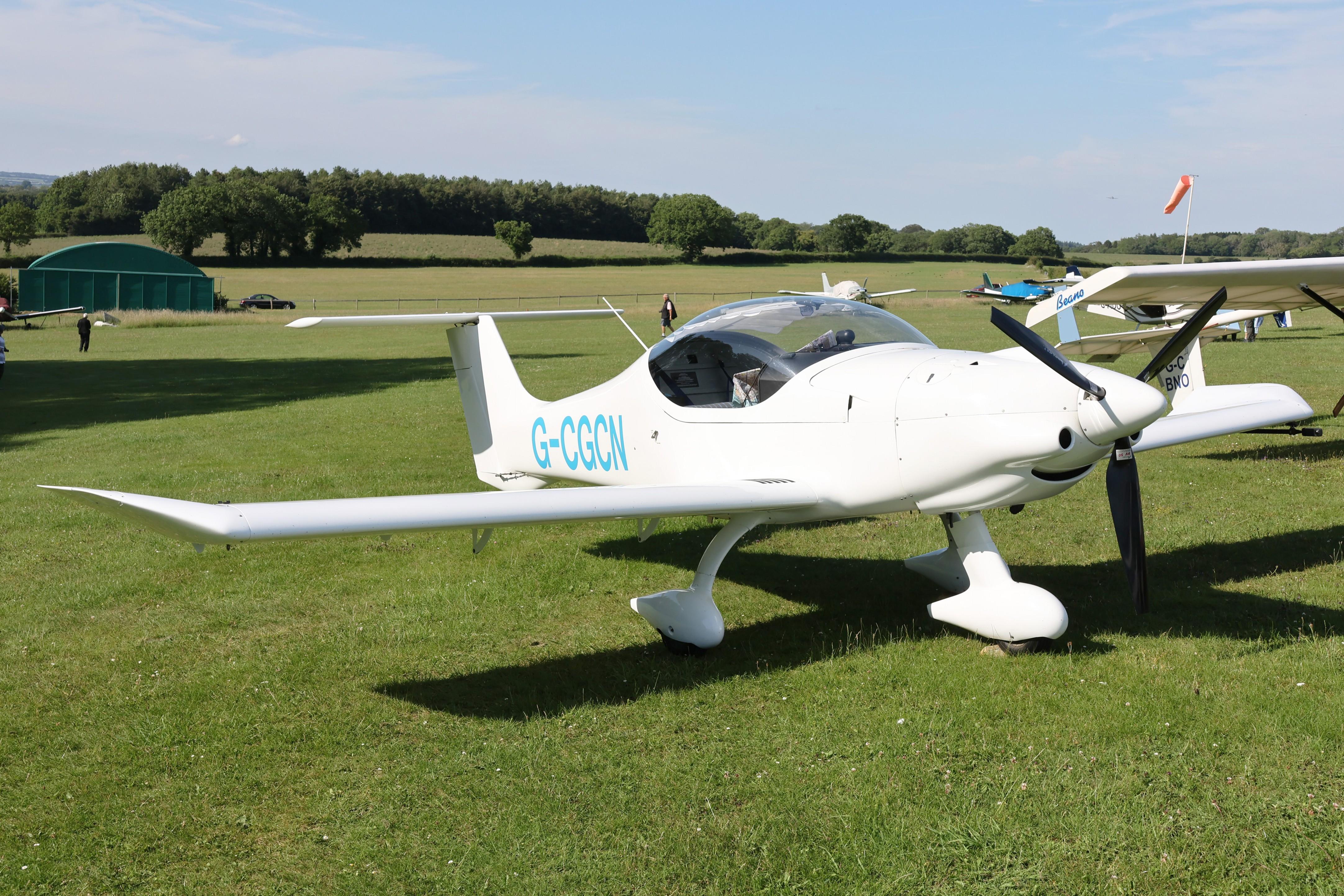 G-CGCN @ EGHP - G-CGCN 2009 MCR-01 Club Popham  - by PhilR