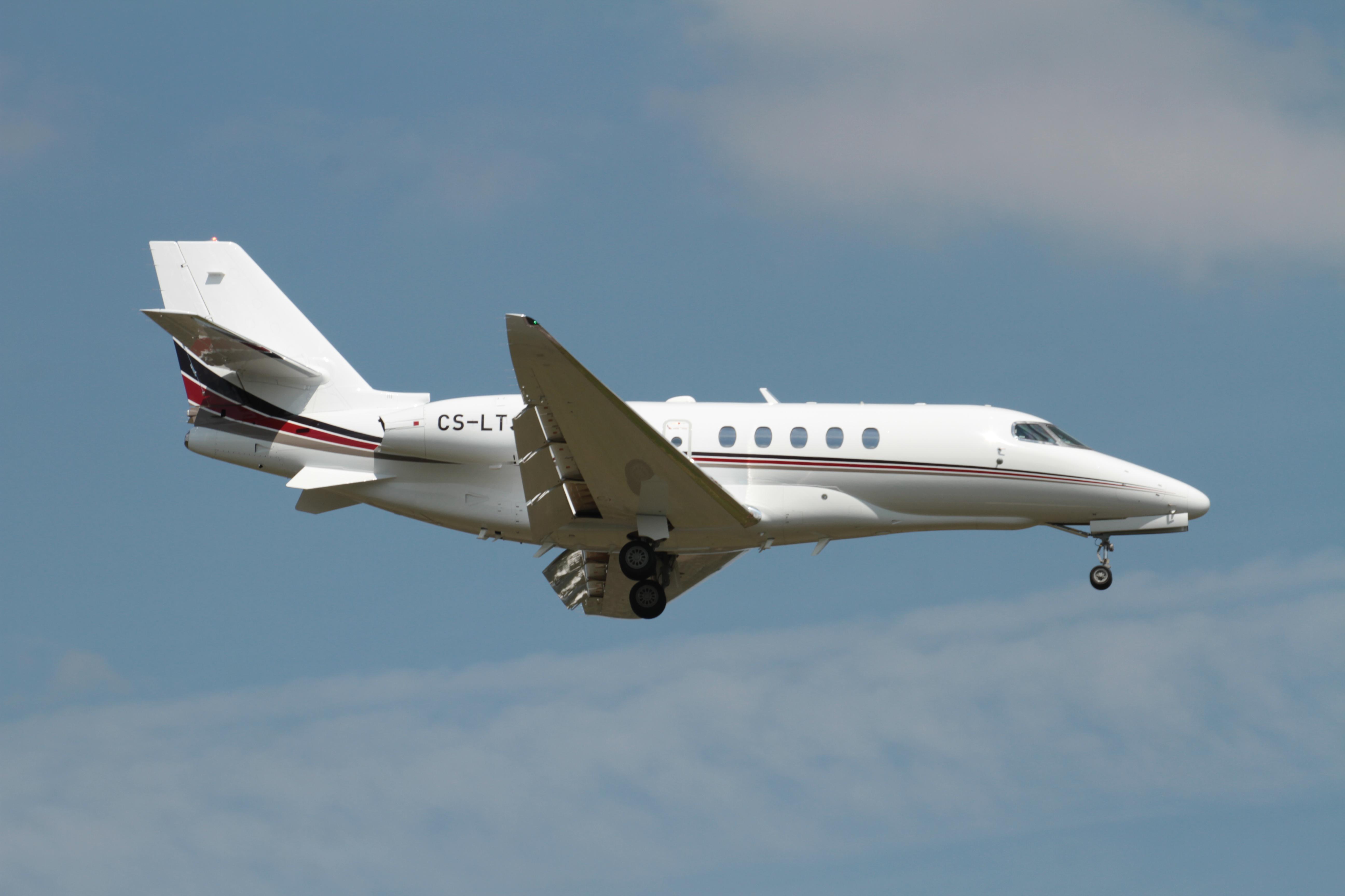 CS-LTJ photo, click to enlarge